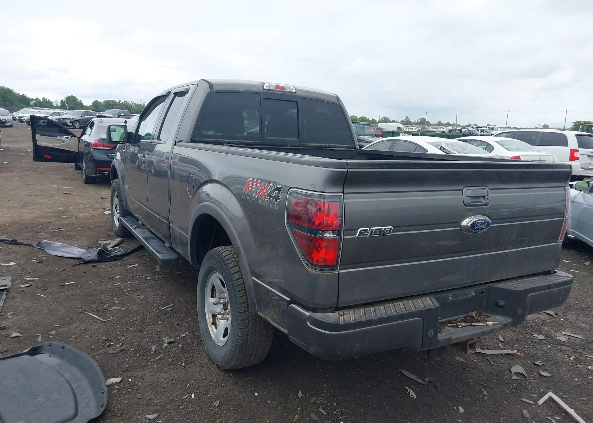 2013 FORD F150 SUPER CAB