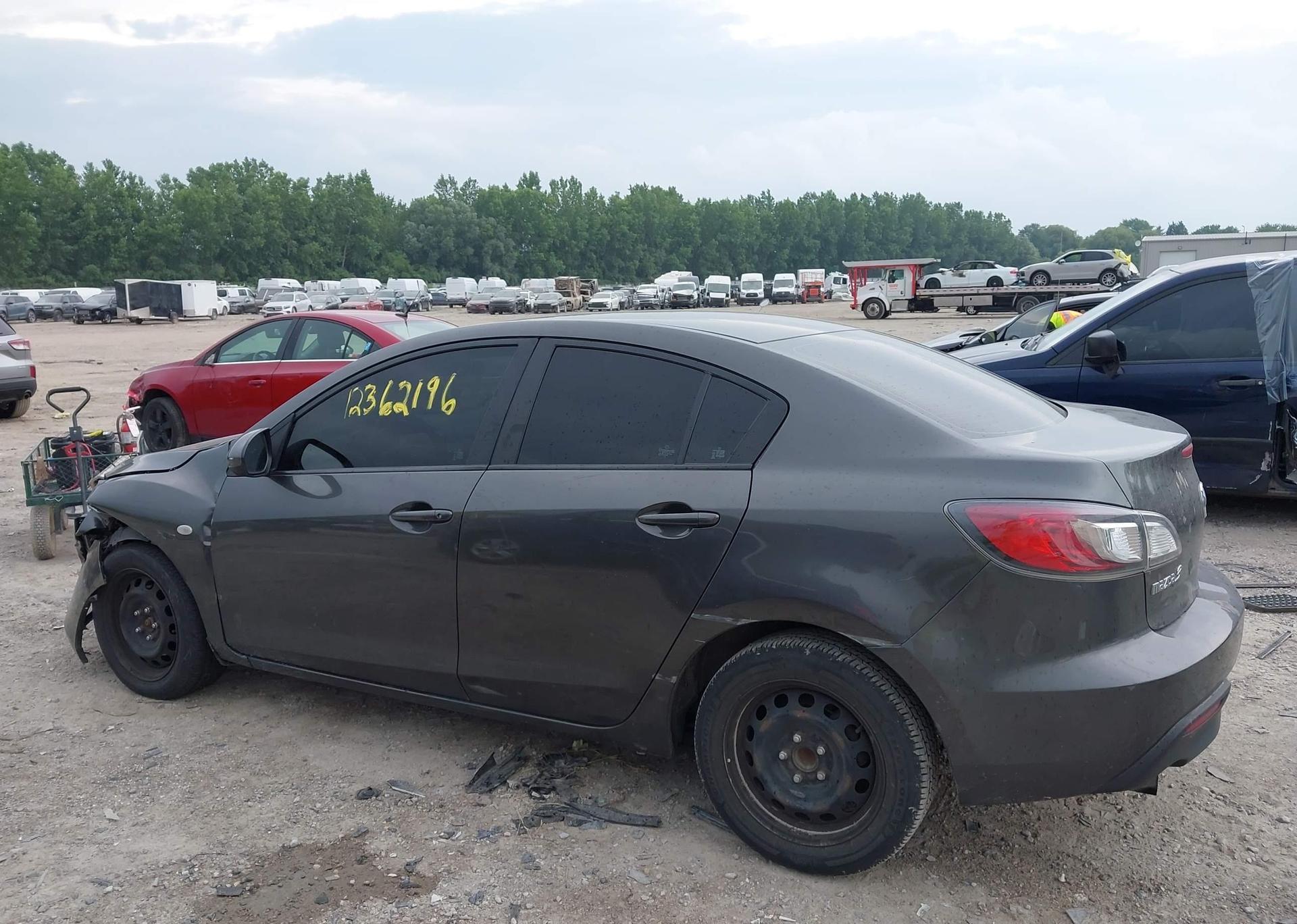 2010 MAZDA MAZDA3