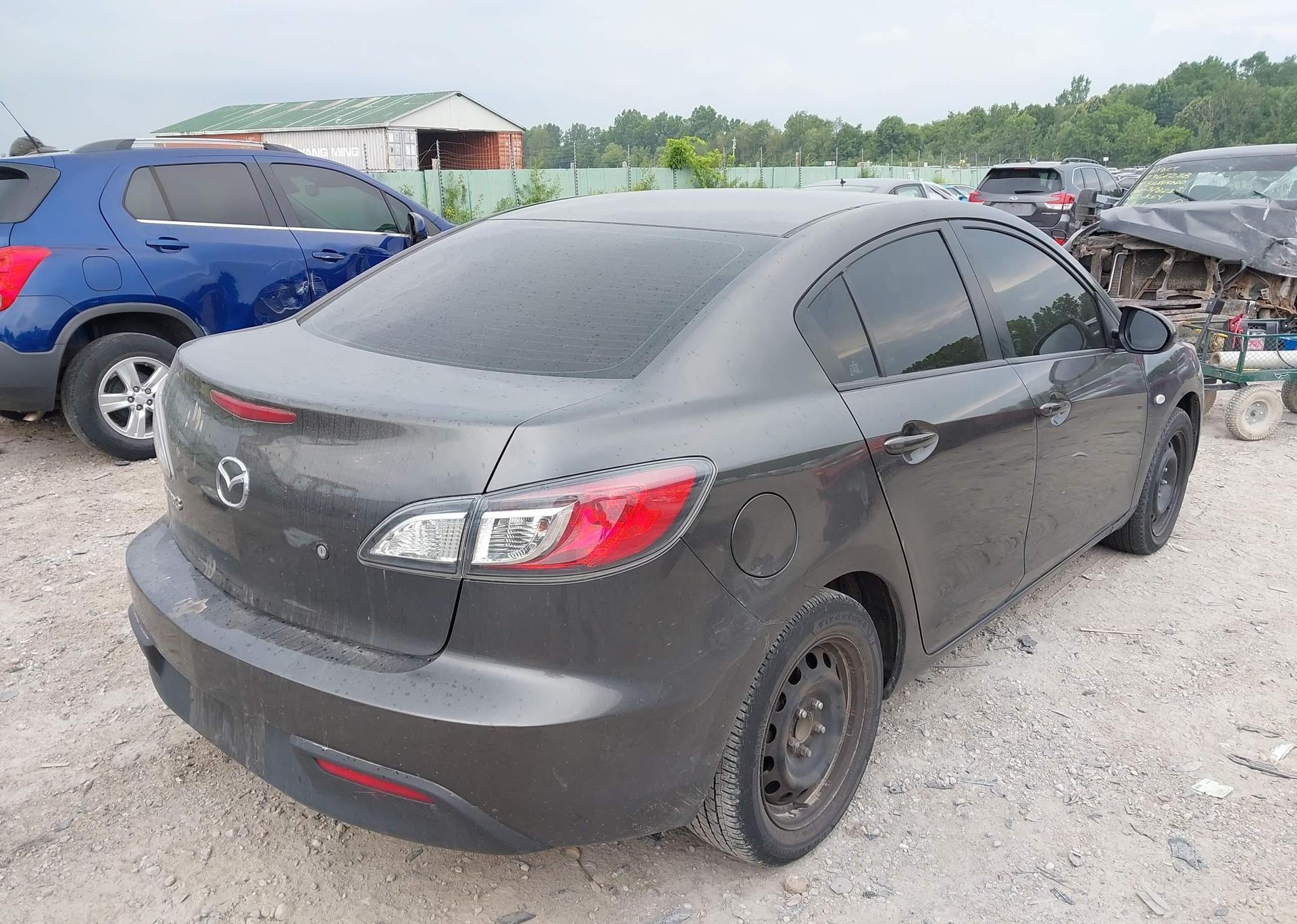 2010 MAZDA MAZDA3