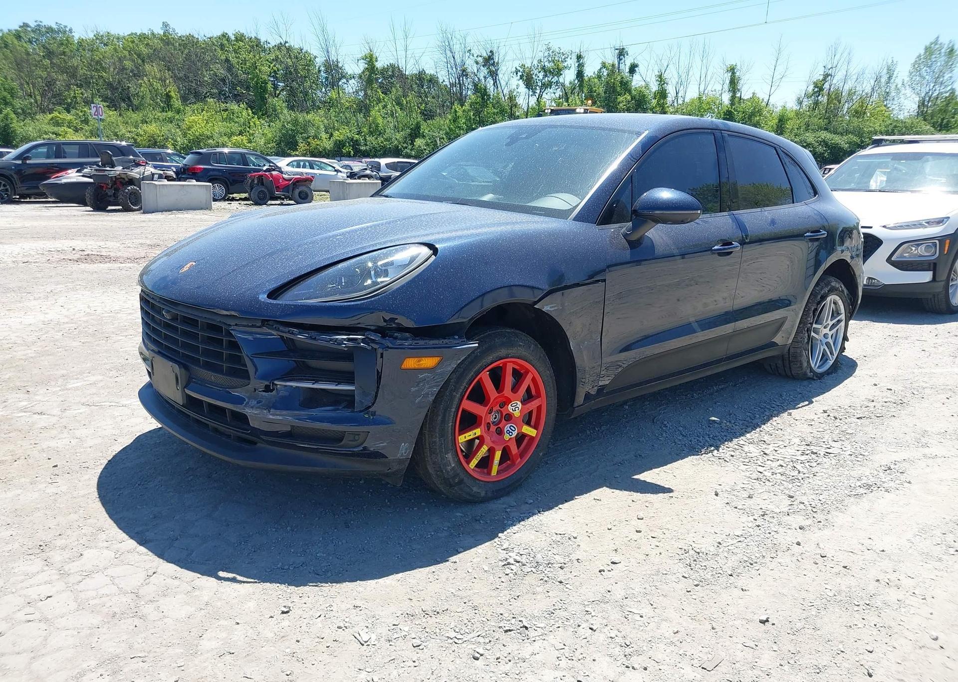 2021 PORSCHE MACAN