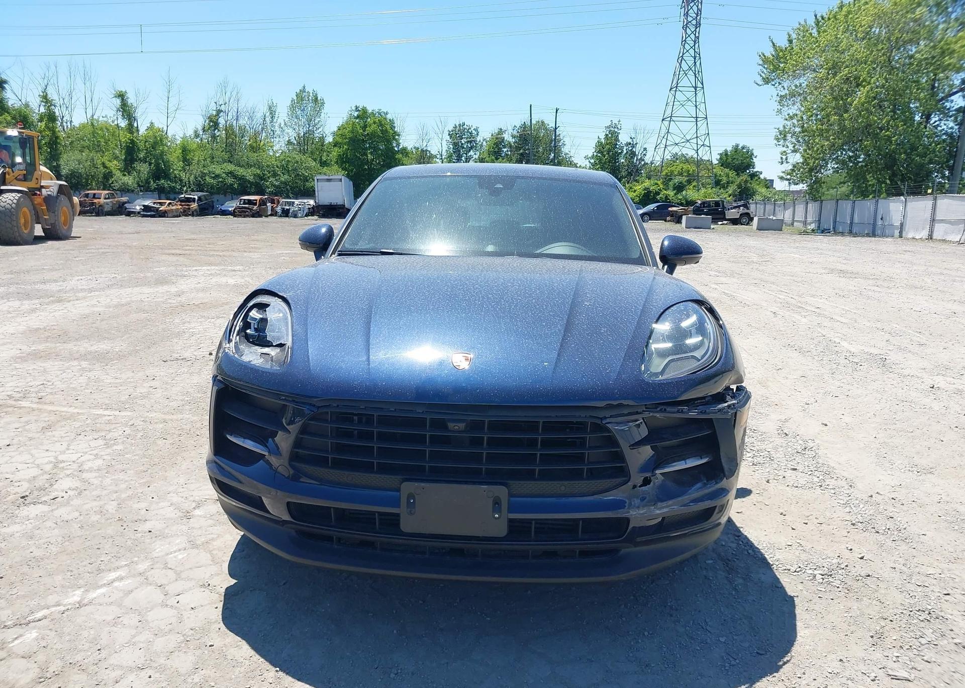 2021 PORSCHE MACAN