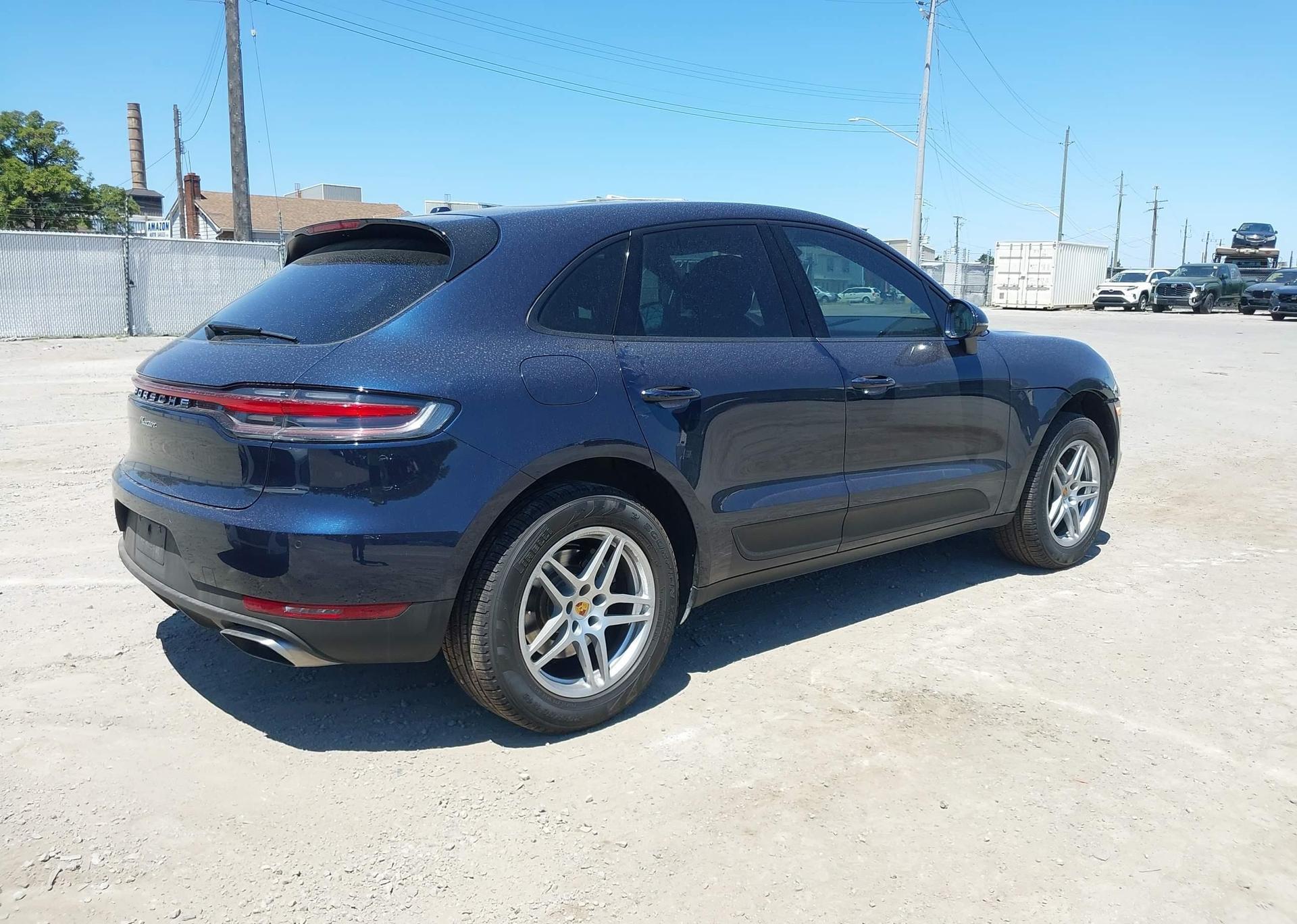 2021 PORSCHE MACAN