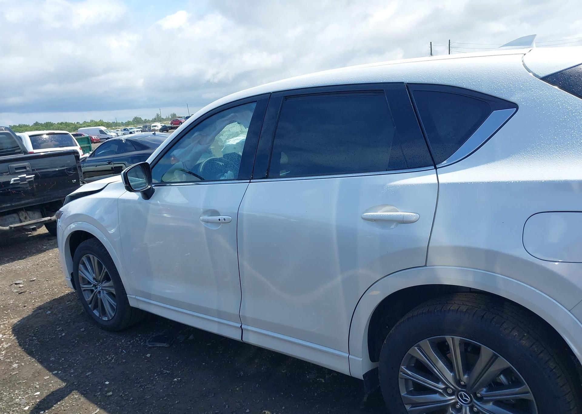 2025 MAZDA CX-5 SIGNATURE