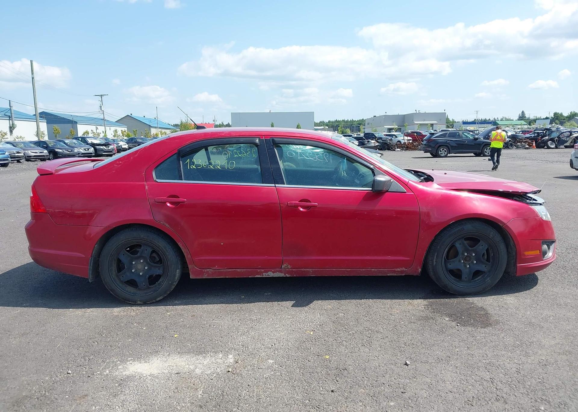 2011 FORD FUSION SE