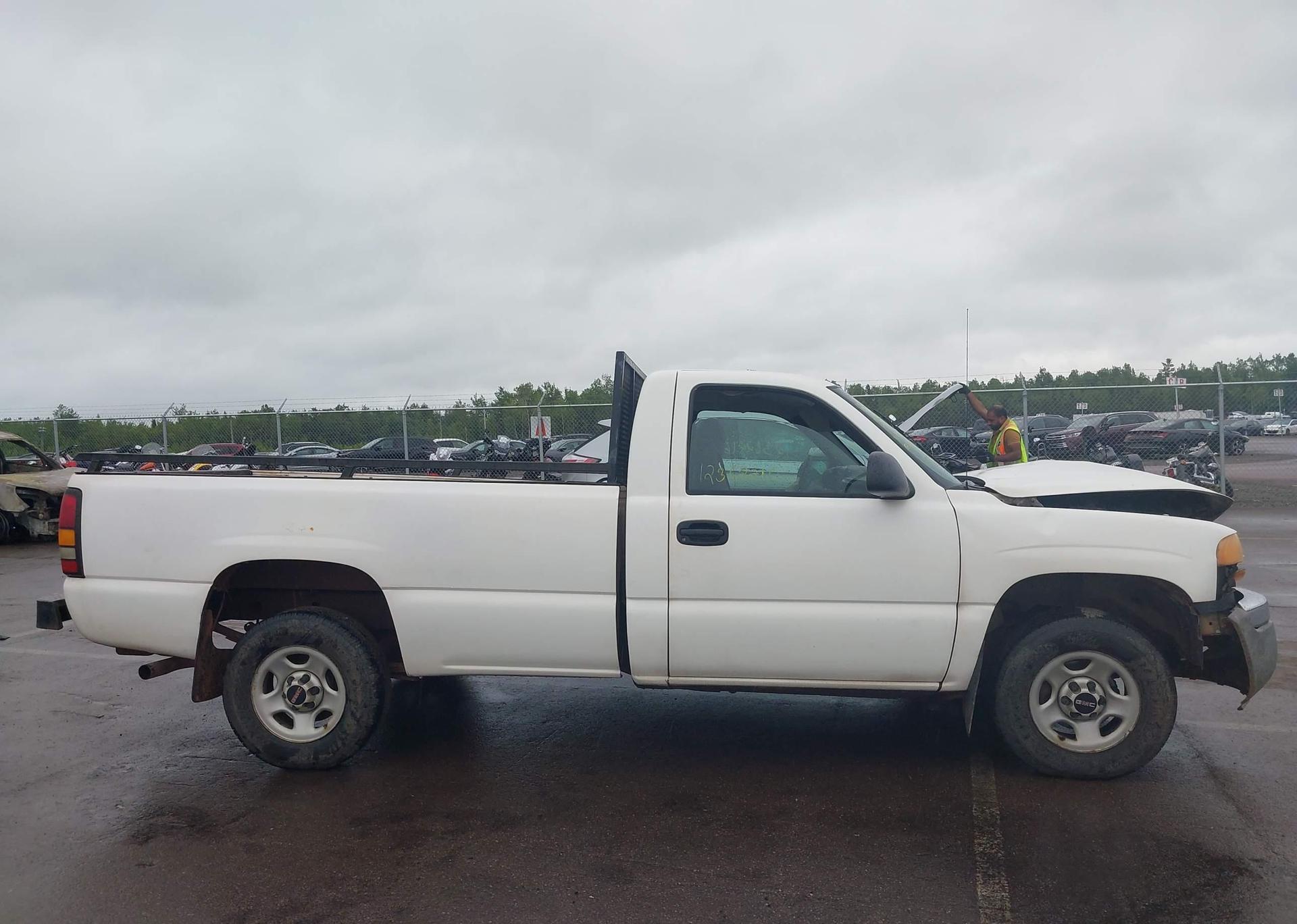 2004 GMC NEW SIERRA C1500