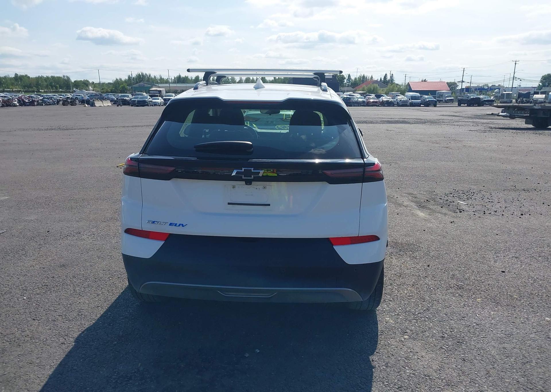2022 CHEVROLET BOLT EUV LT