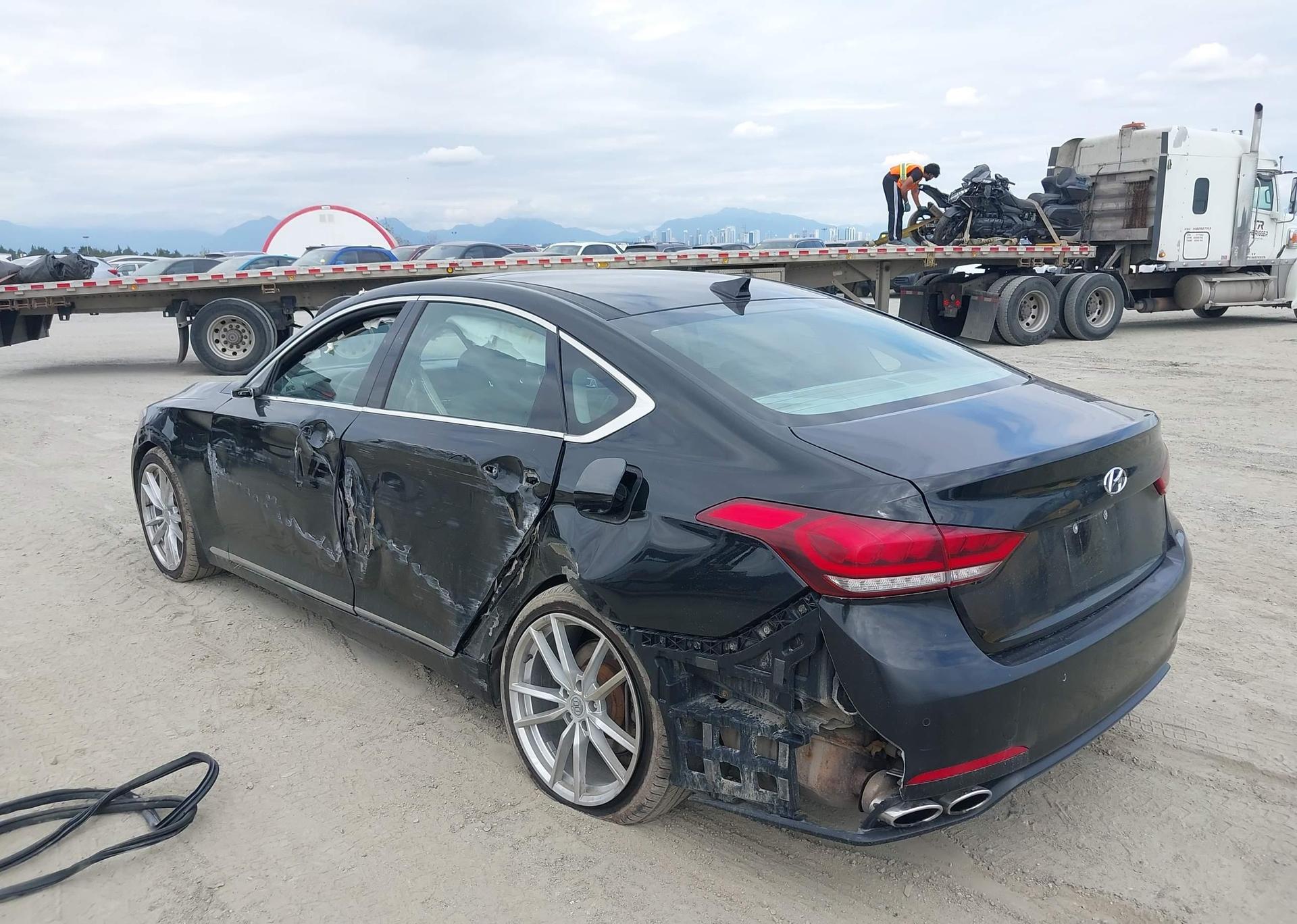 2015 HYUNDAI GENESIS 5.0 ULTIMATE