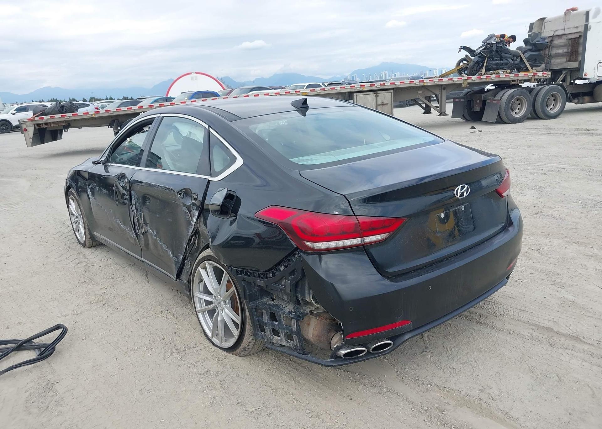 2015 HYUNDAI GENESIS 5.0 ULTIMATE