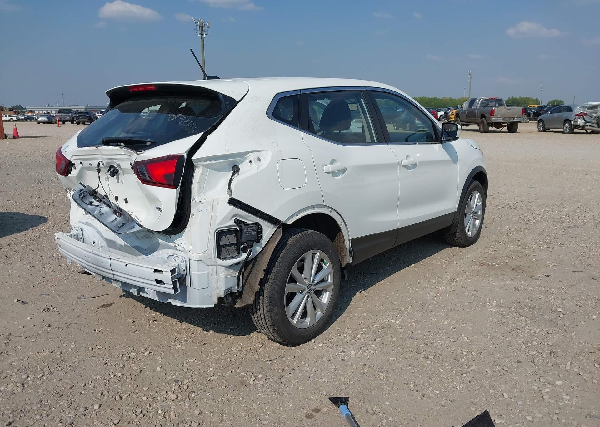 2019 NISSAN QASHQAI S
