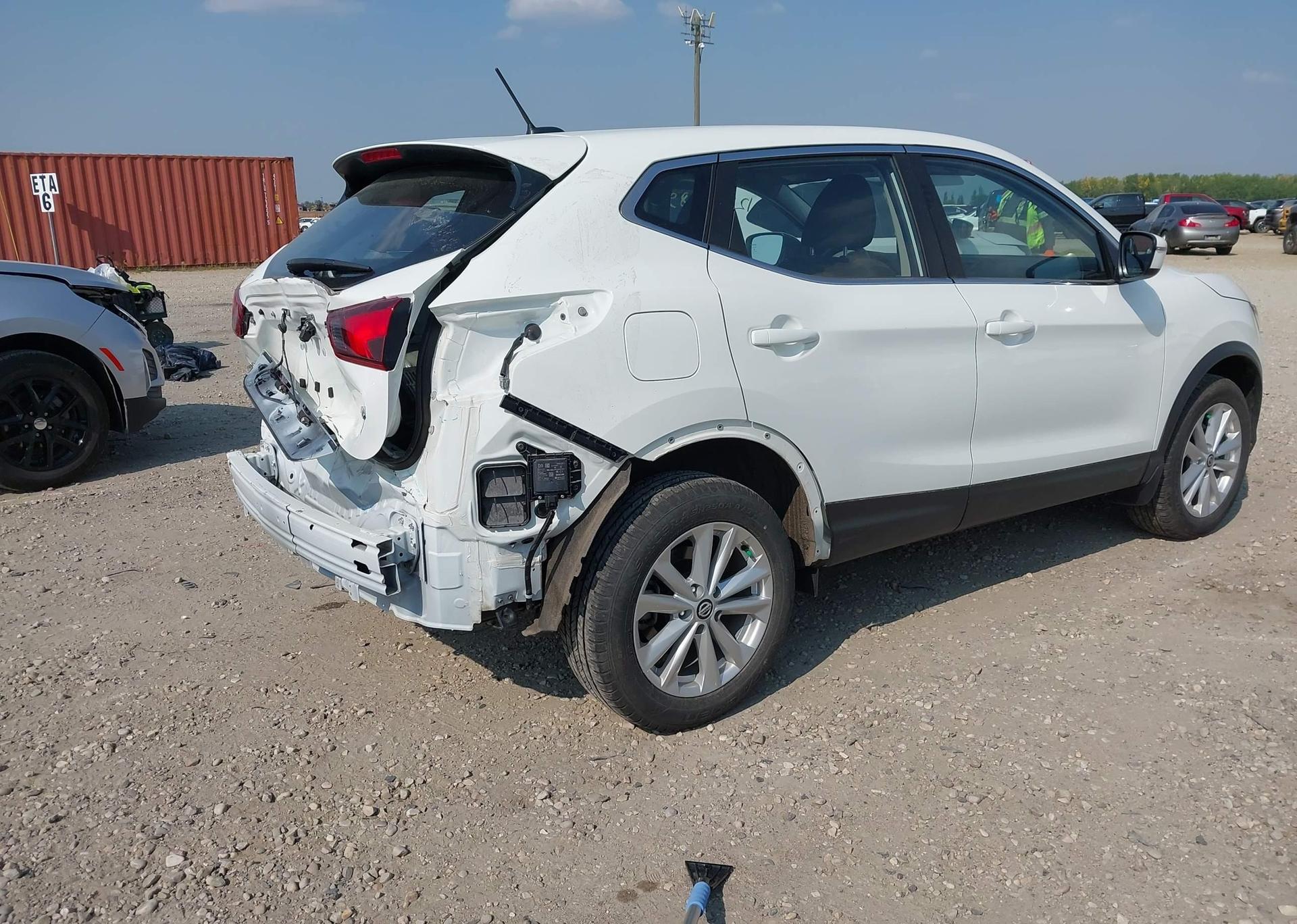 2019 NISSAN QASHQAI S