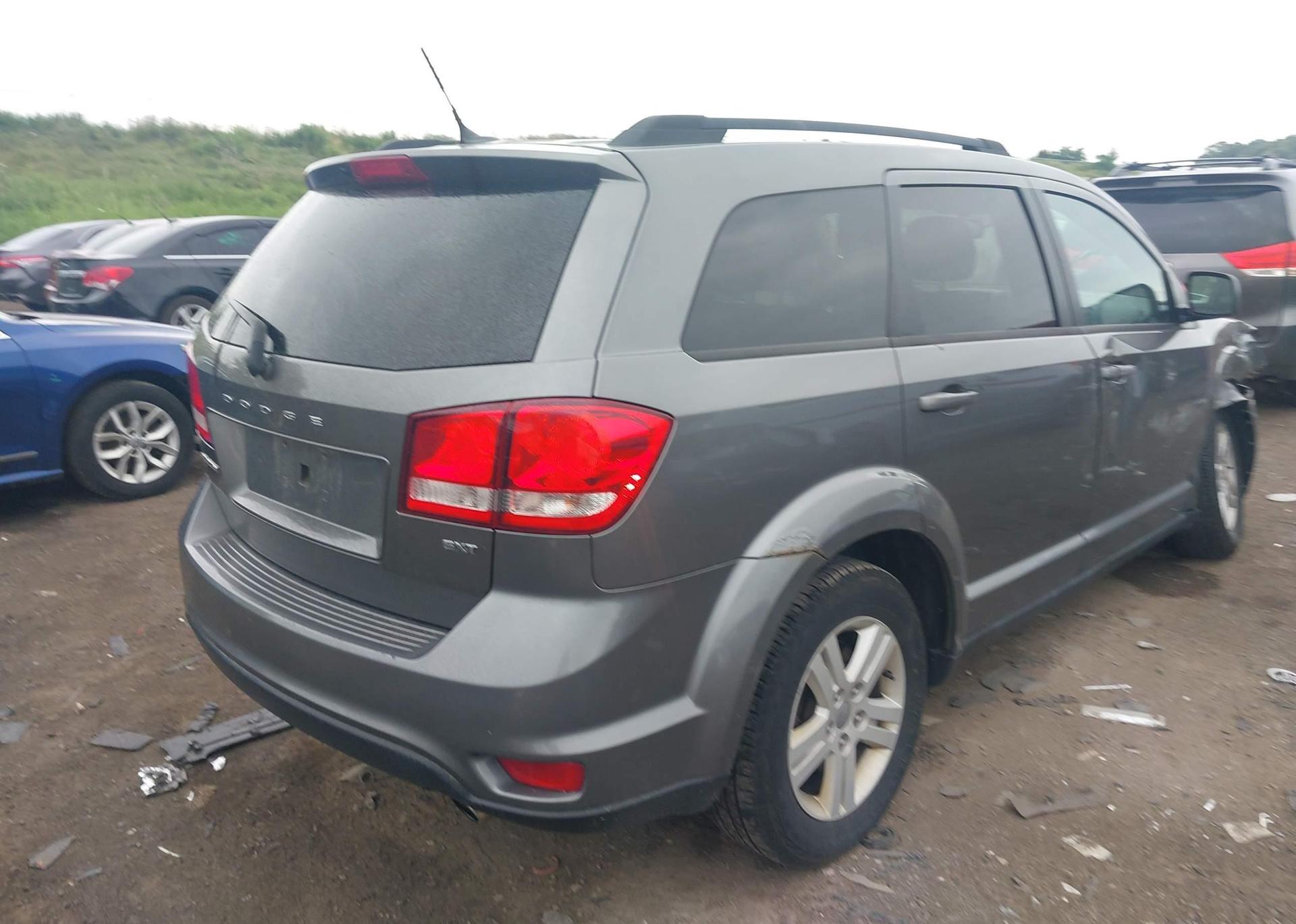 2012 DODGE JOURNEY SXT CREW