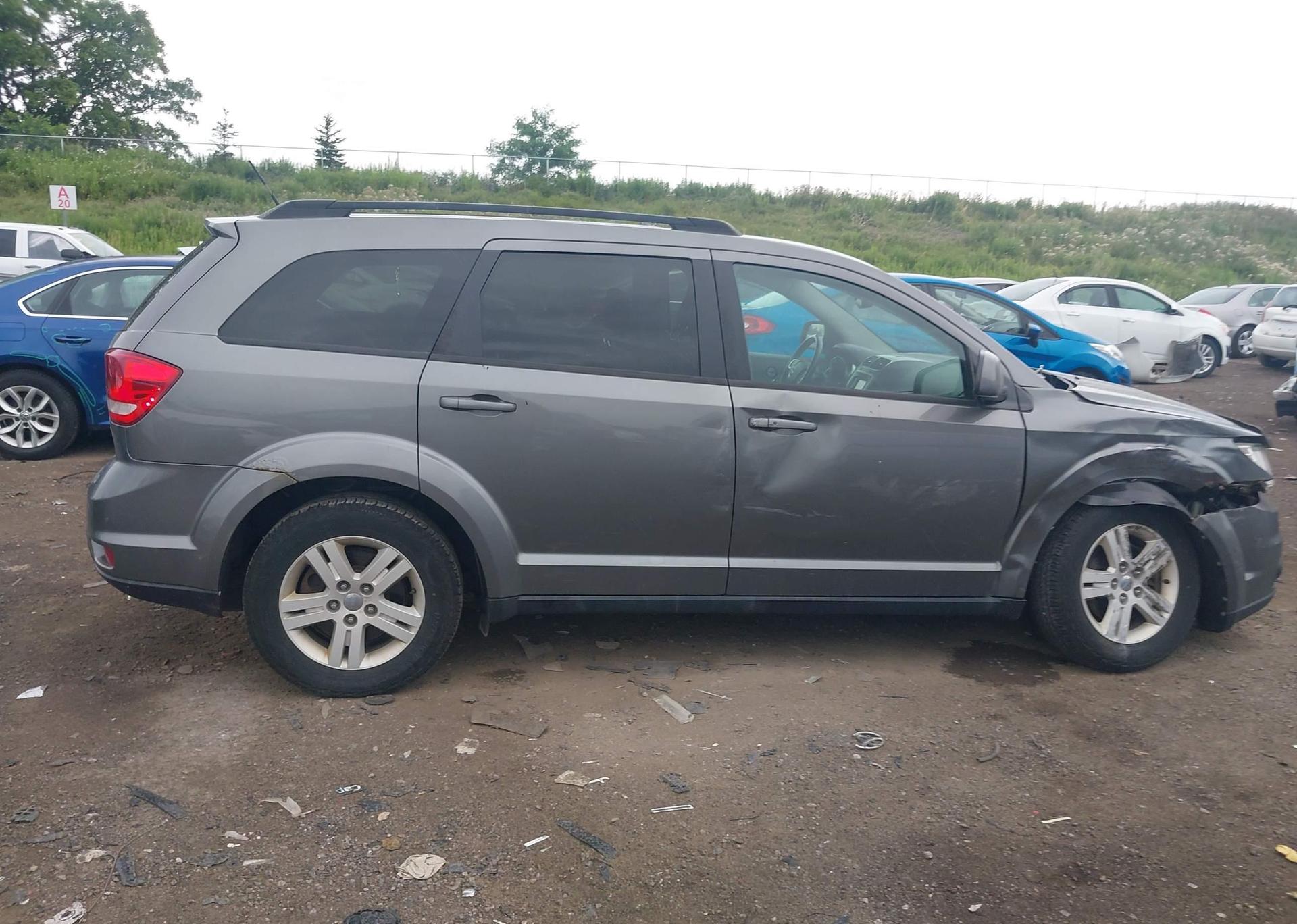 2012 DODGE JOURNEY SXT CREW