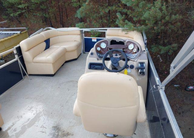 2014 Landau Pontoon