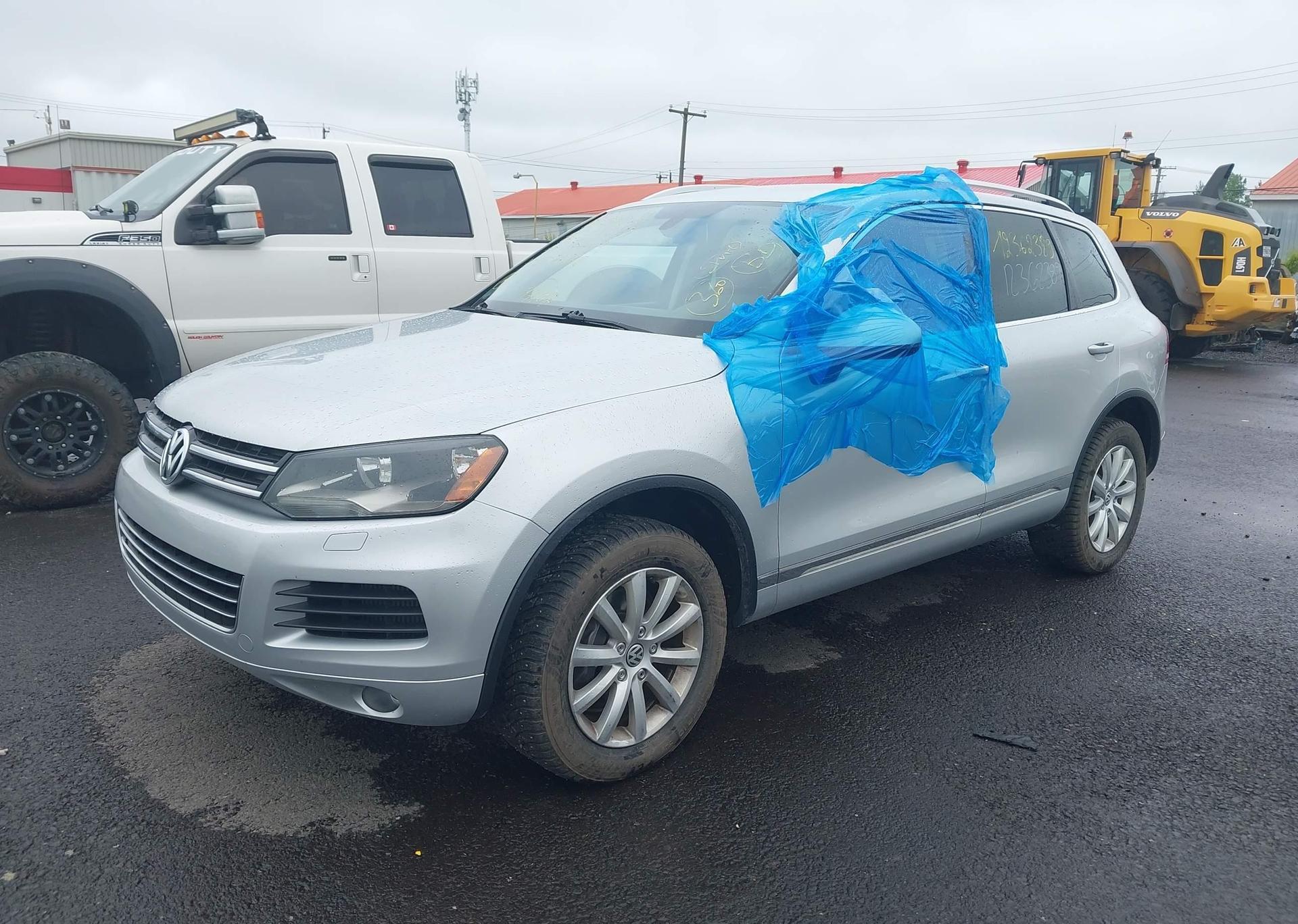 2014 VOLKSWAGEN TOUAREG V6 TDI