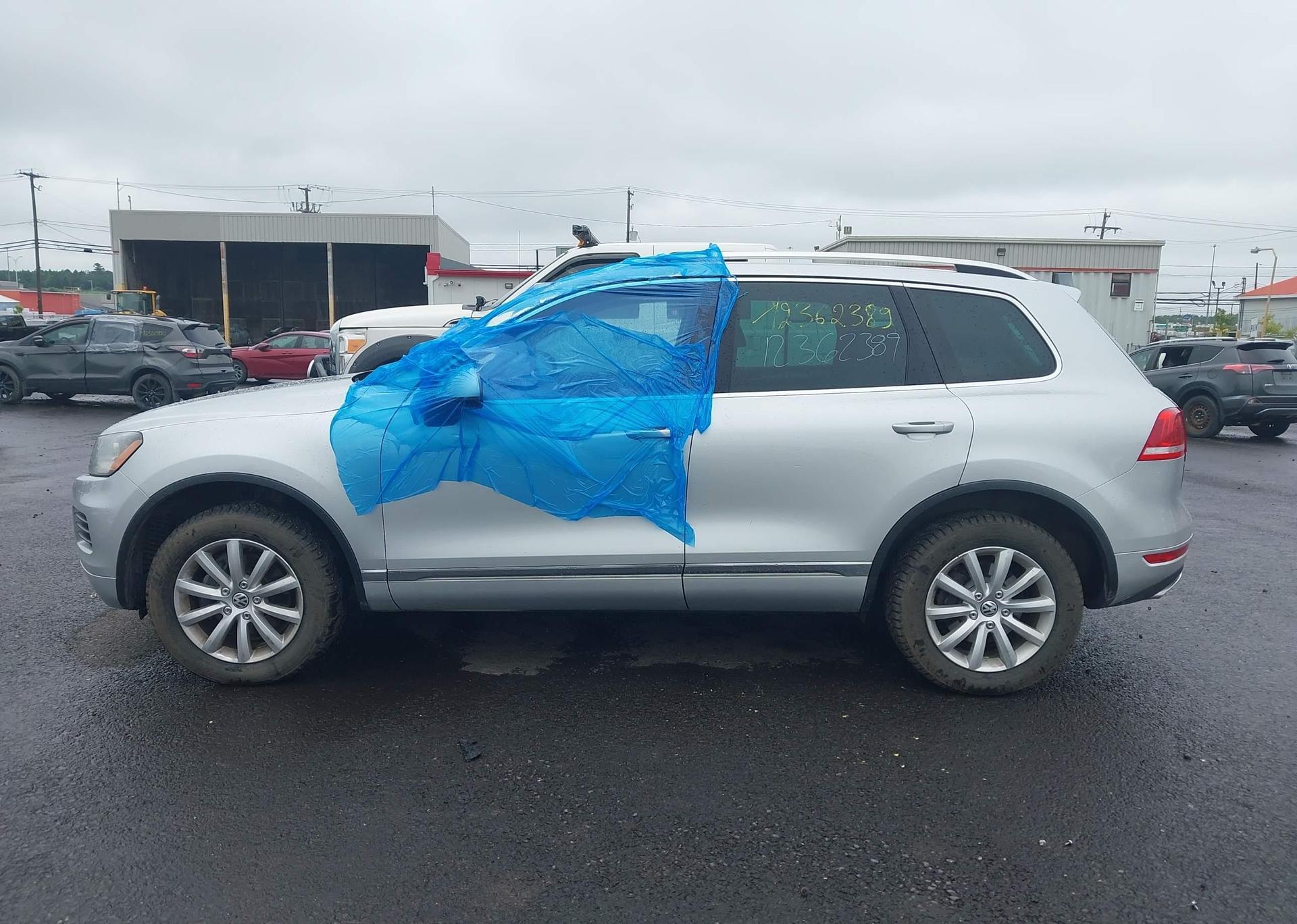 2014 VOLKSWAGEN TOUAREG V6 TDI
