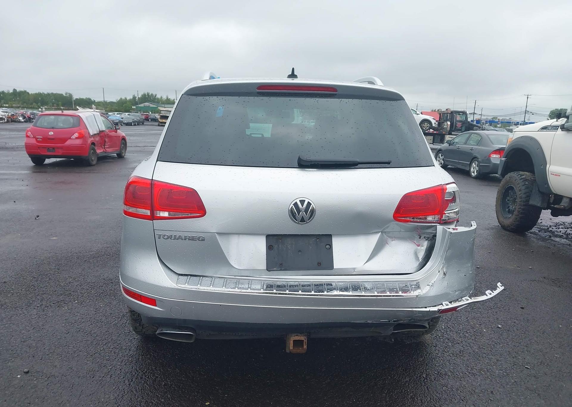 2014 VOLKSWAGEN TOUAREG V6 TDI