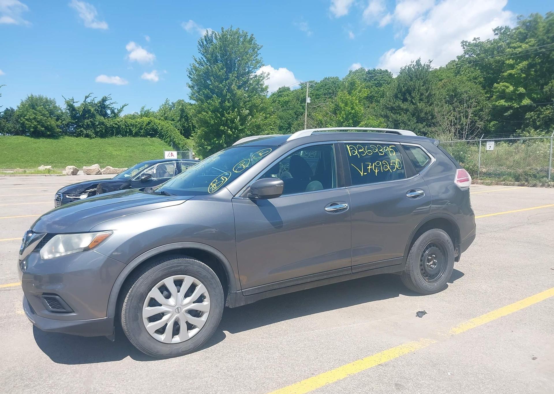 2016 NISSAN ROGUE S