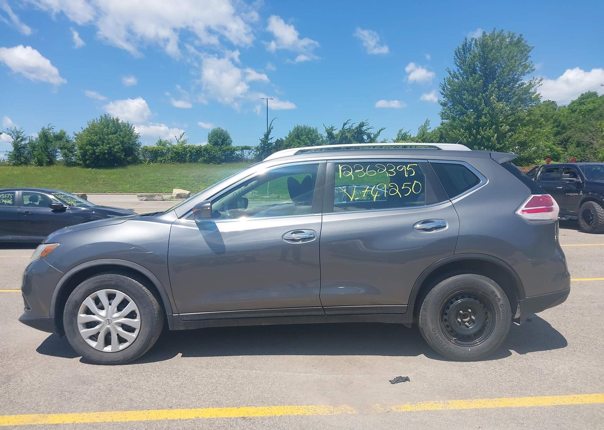 2016 NISSAN ROGUE S