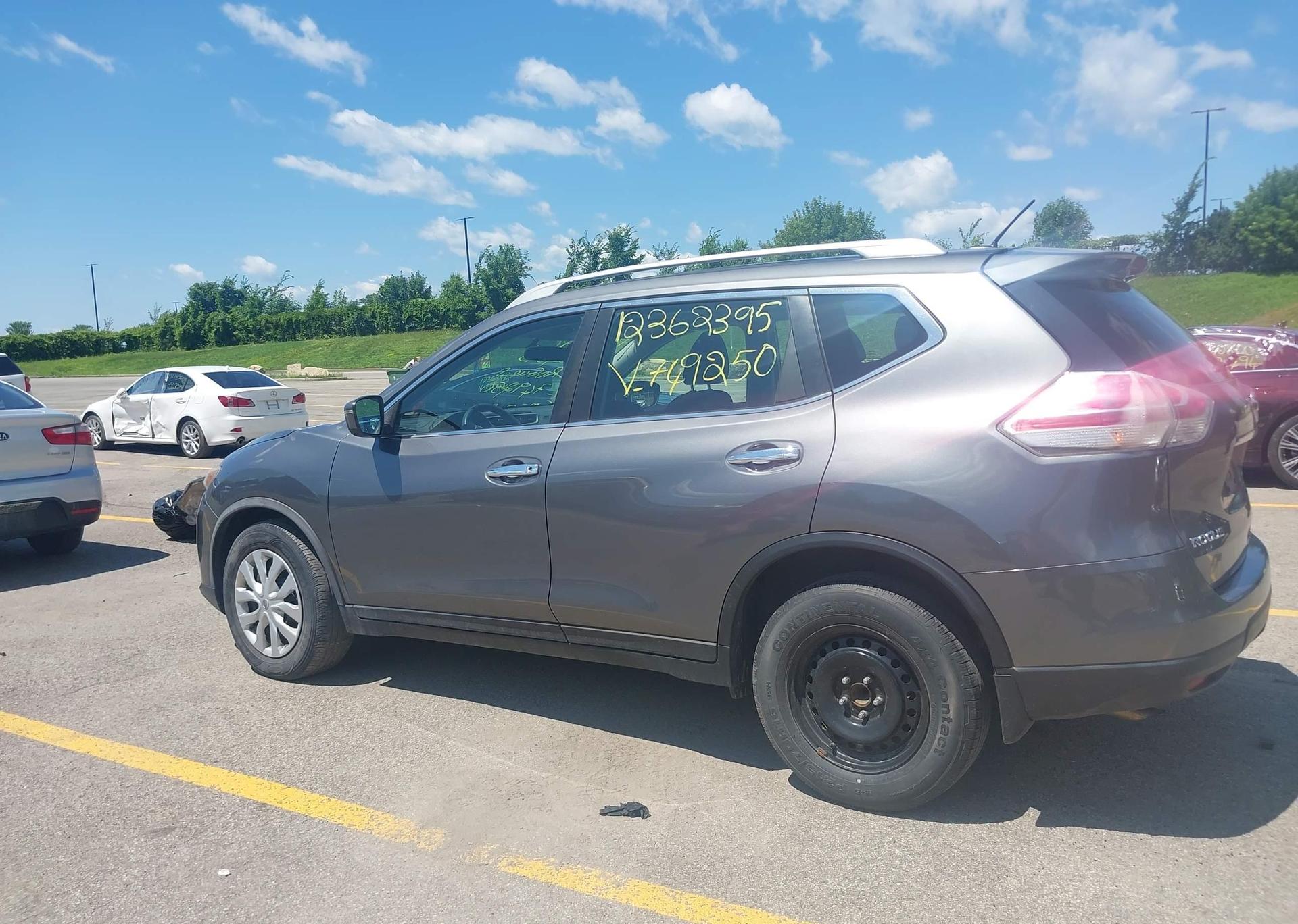 2016 NISSAN ROGUE S