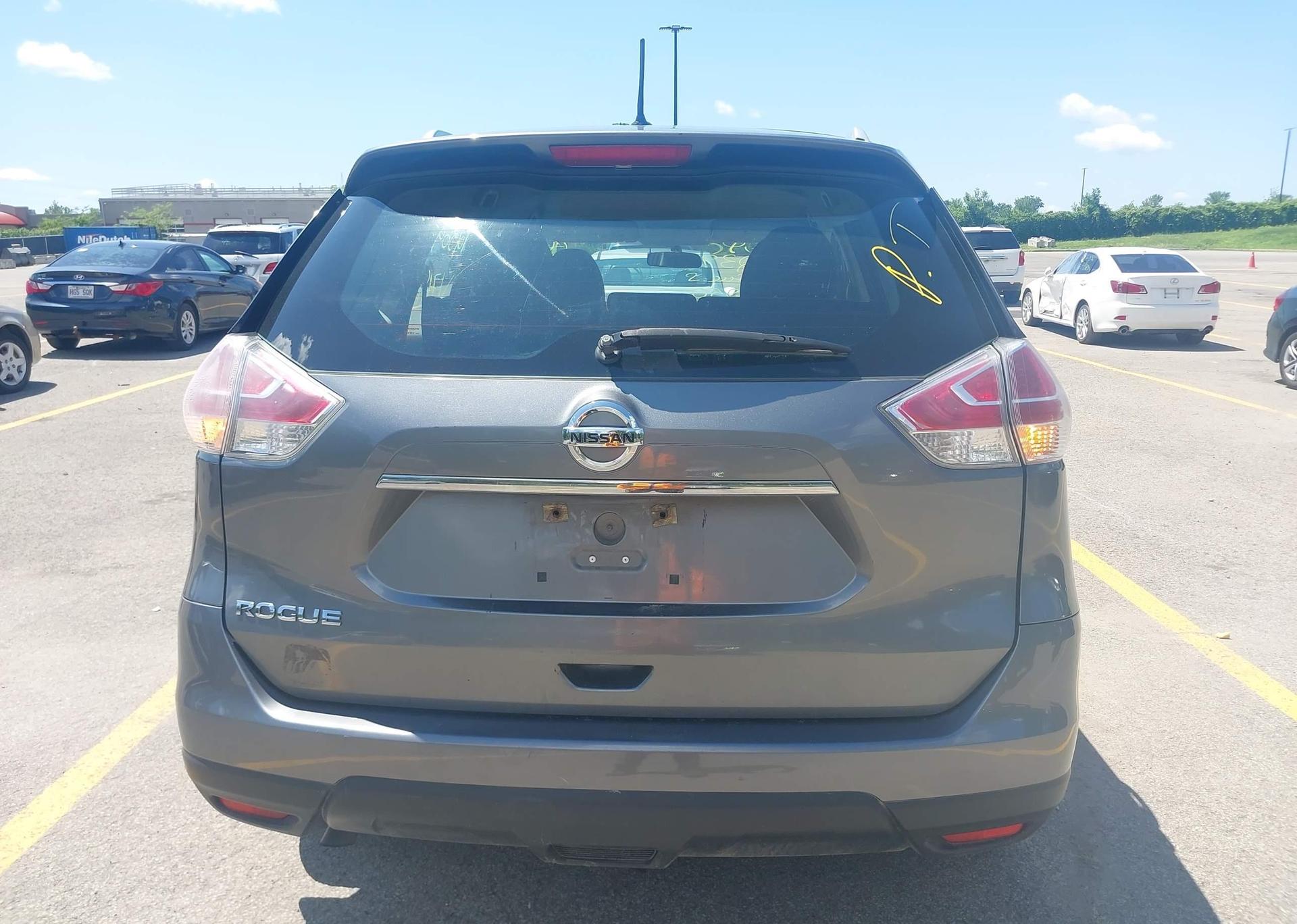 2016 NISSAN ROGUE S