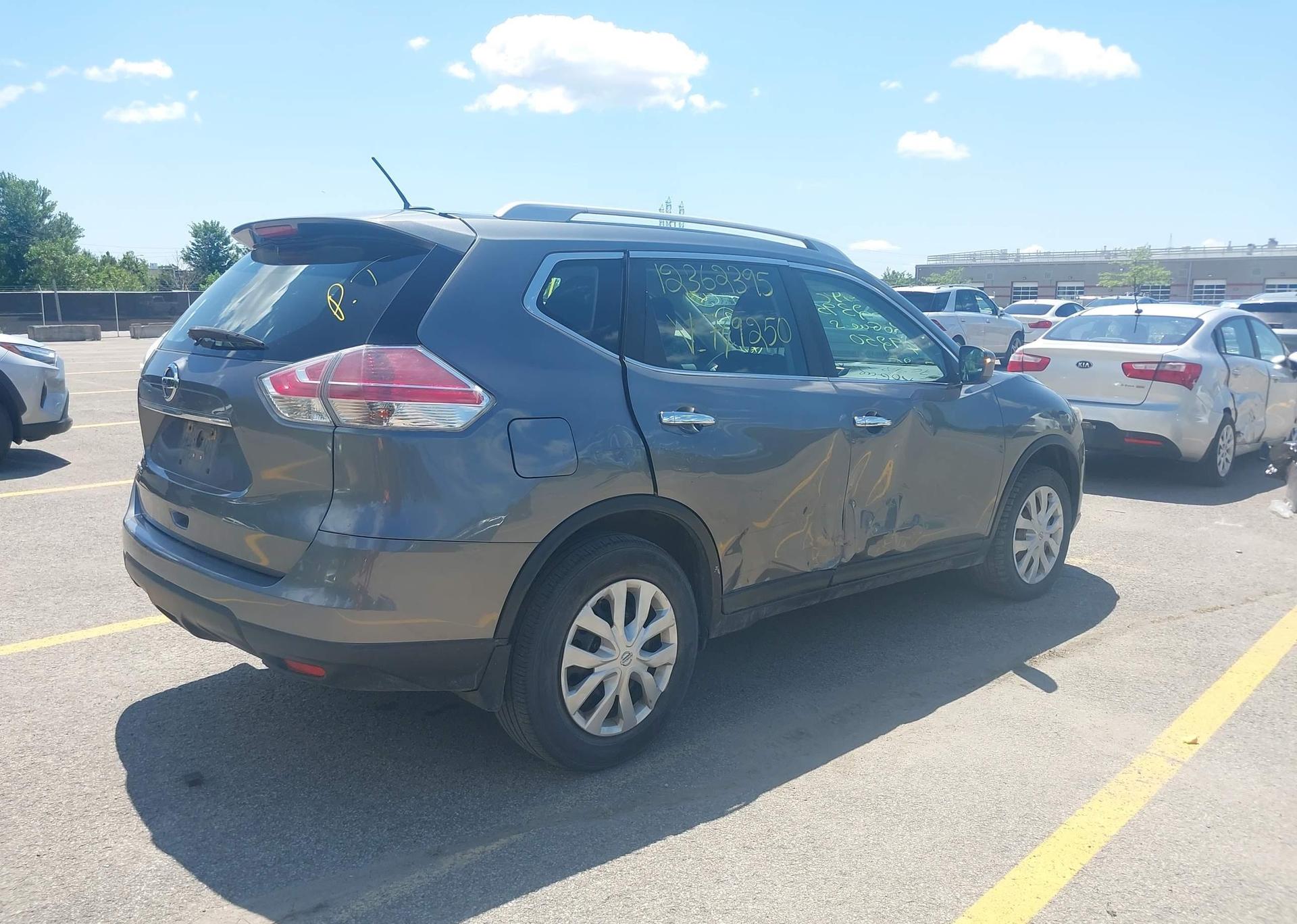2016 NISSAN ROGUE S