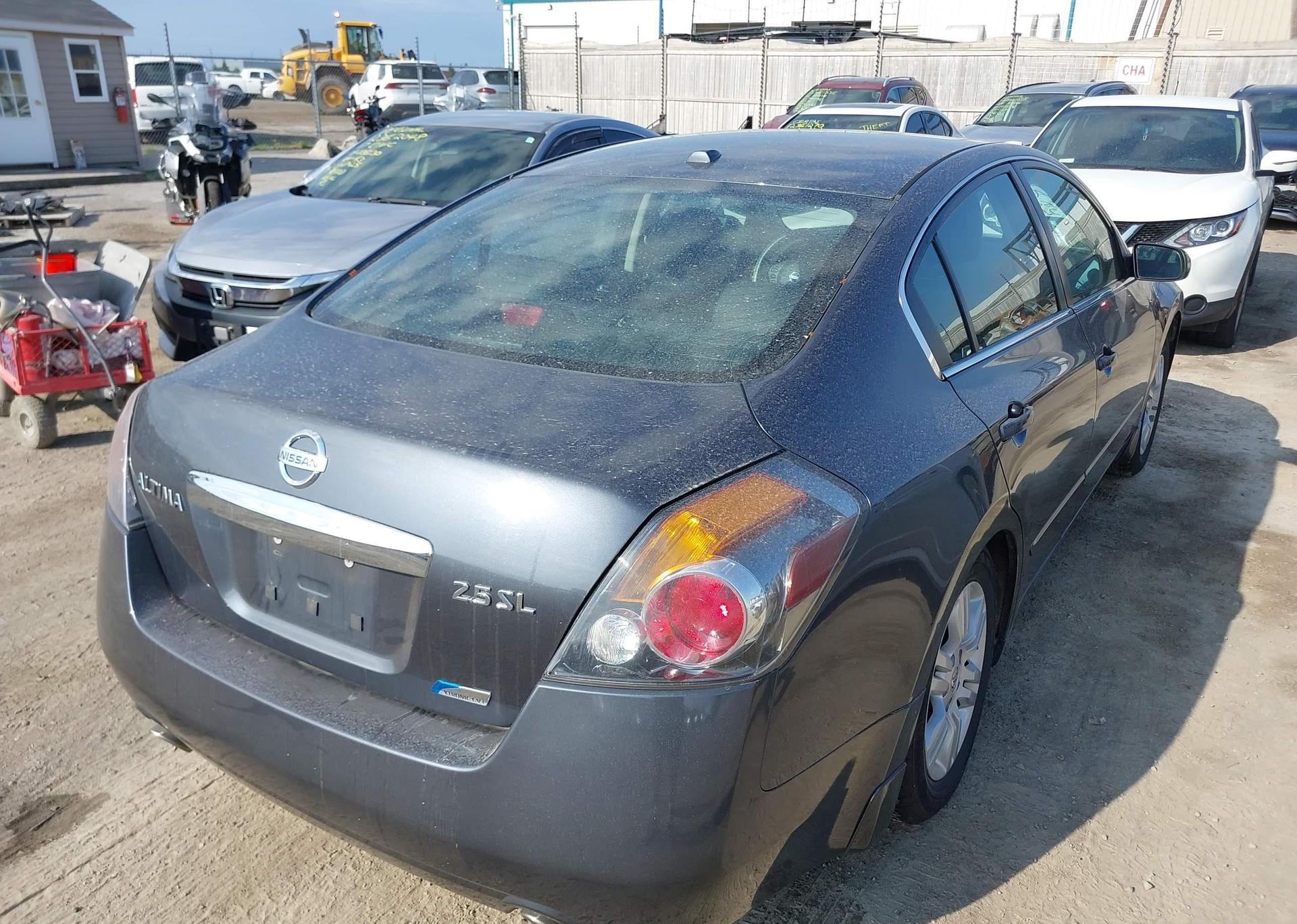 2010 NISSAN Altima S