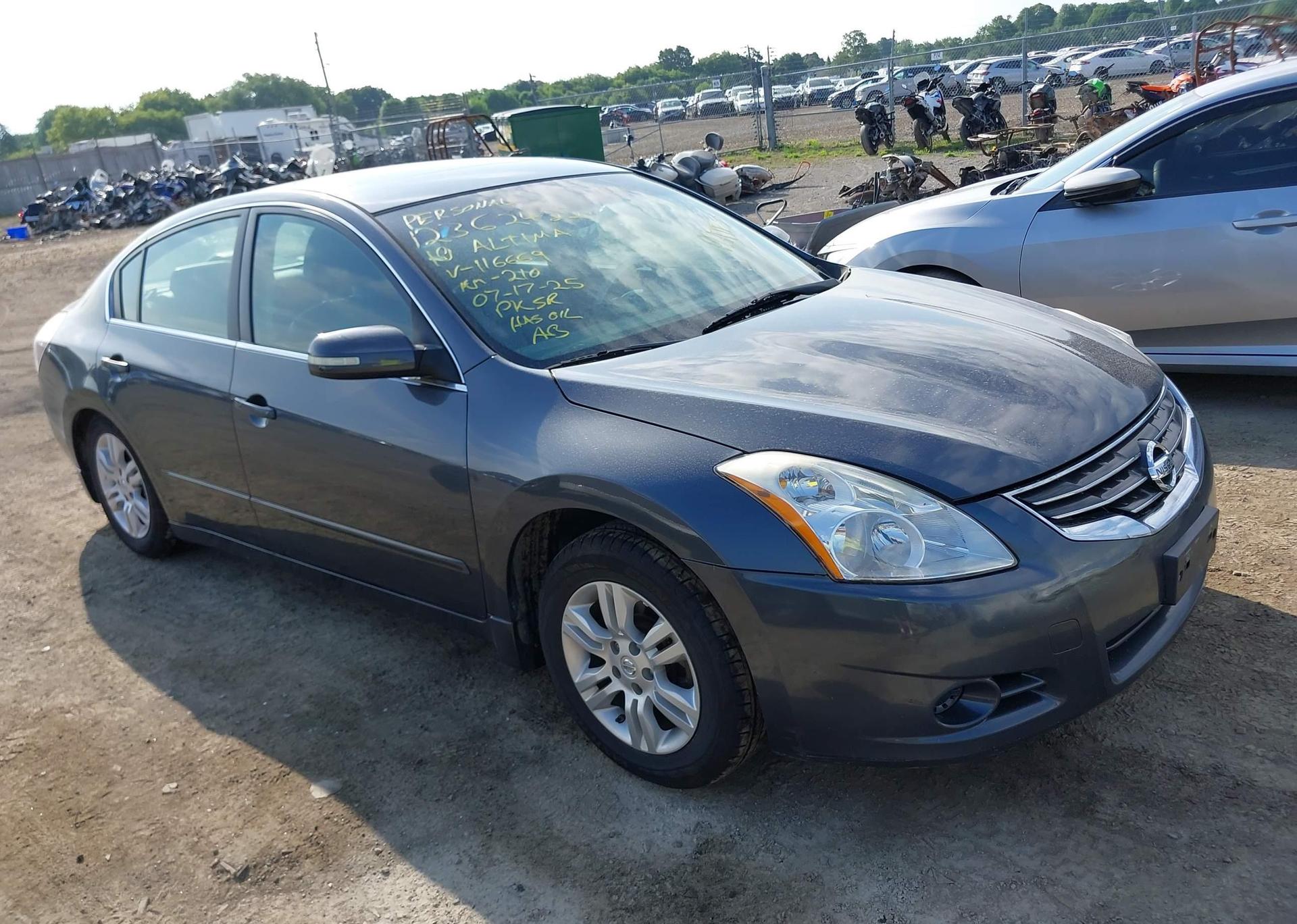 2010 NISSAN Altima S