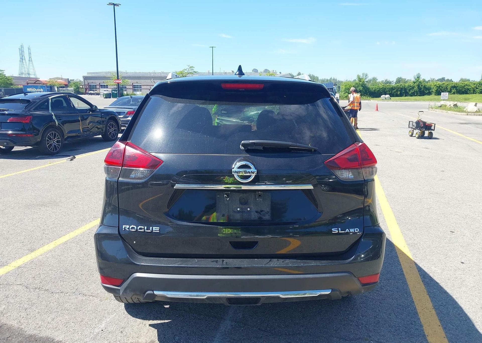 2018 NISSAN ROGUE SV