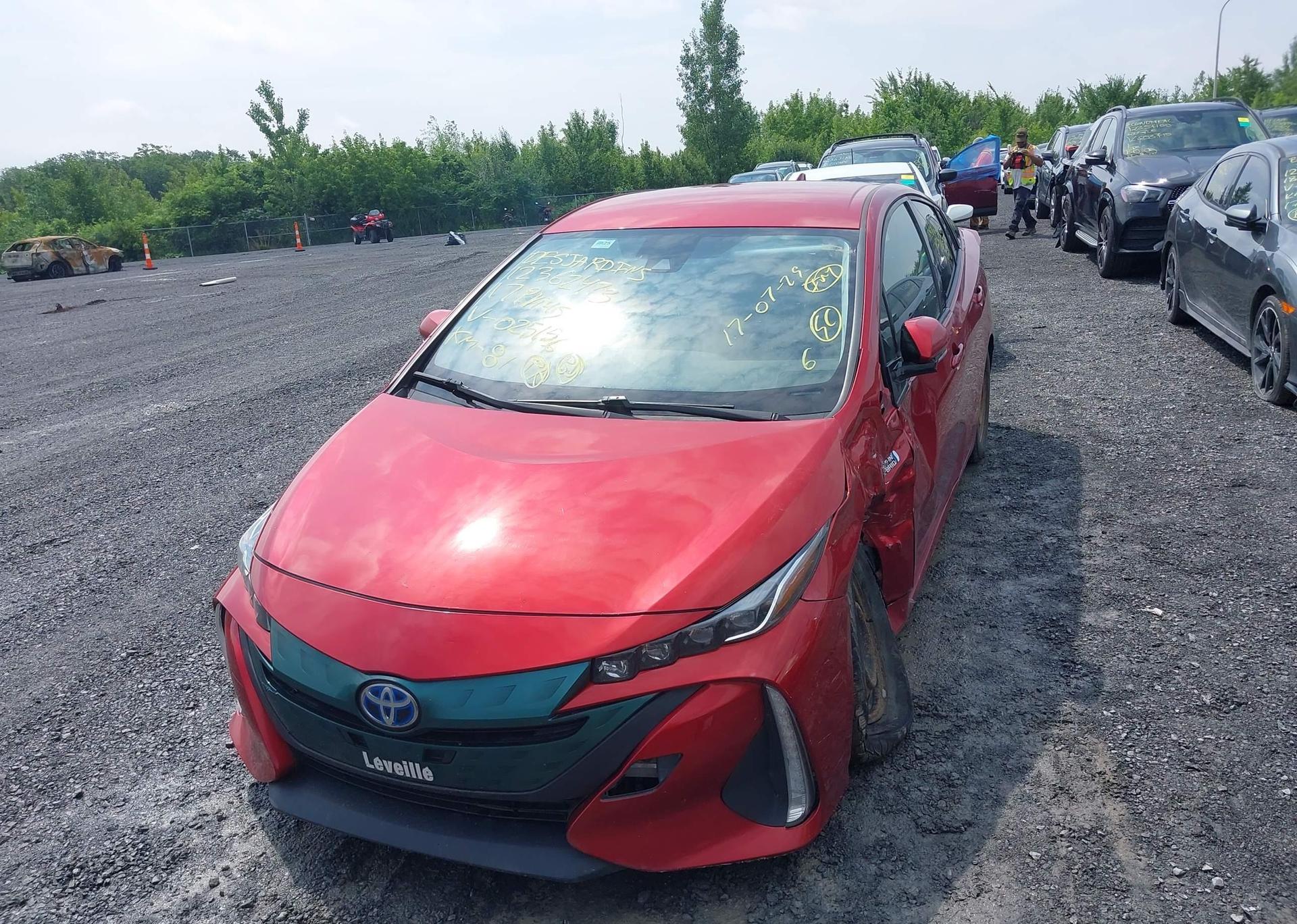 2017 TOYOTA PRIUS PRIME