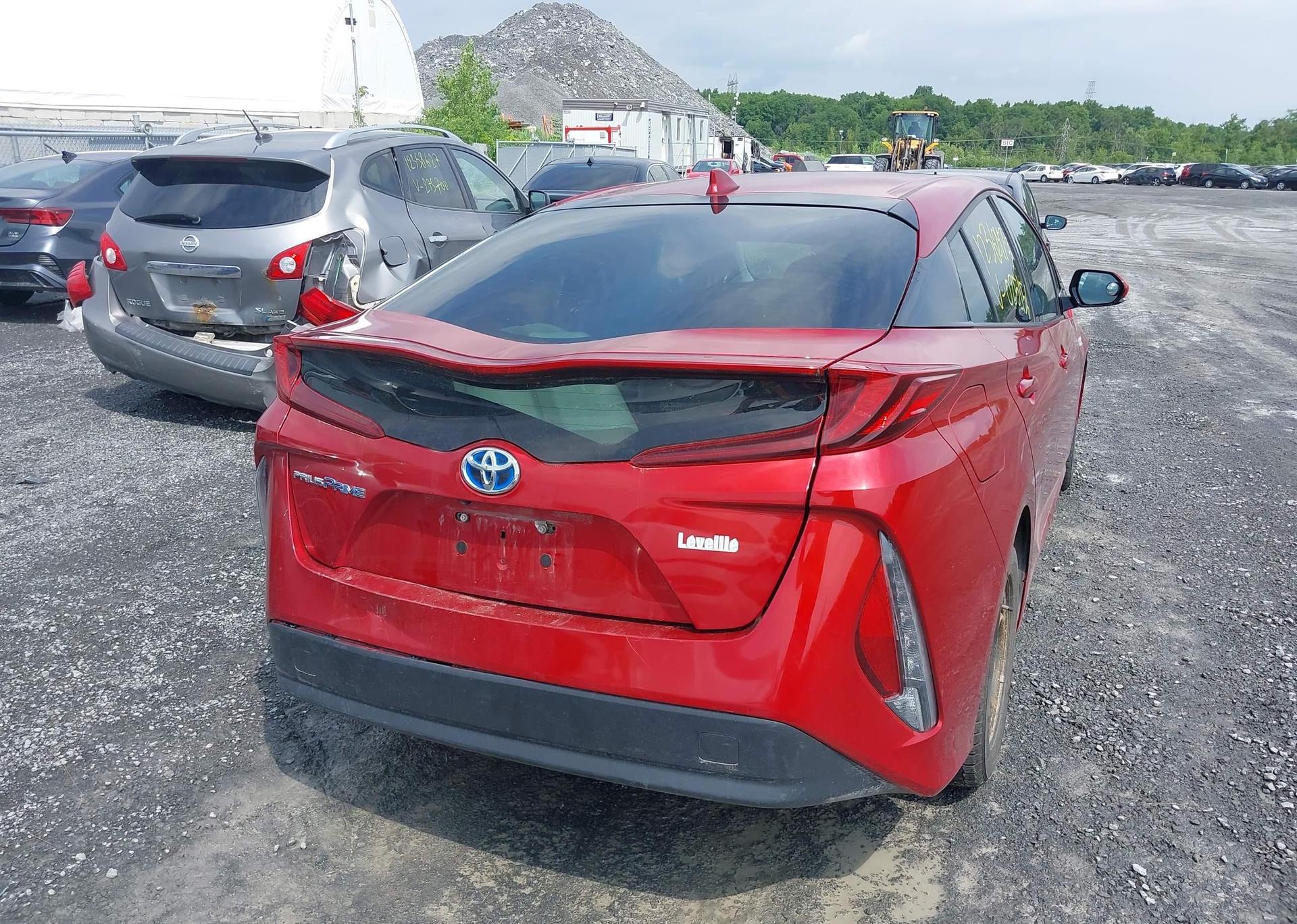 2017 TOYOTA PRIUS PRIME