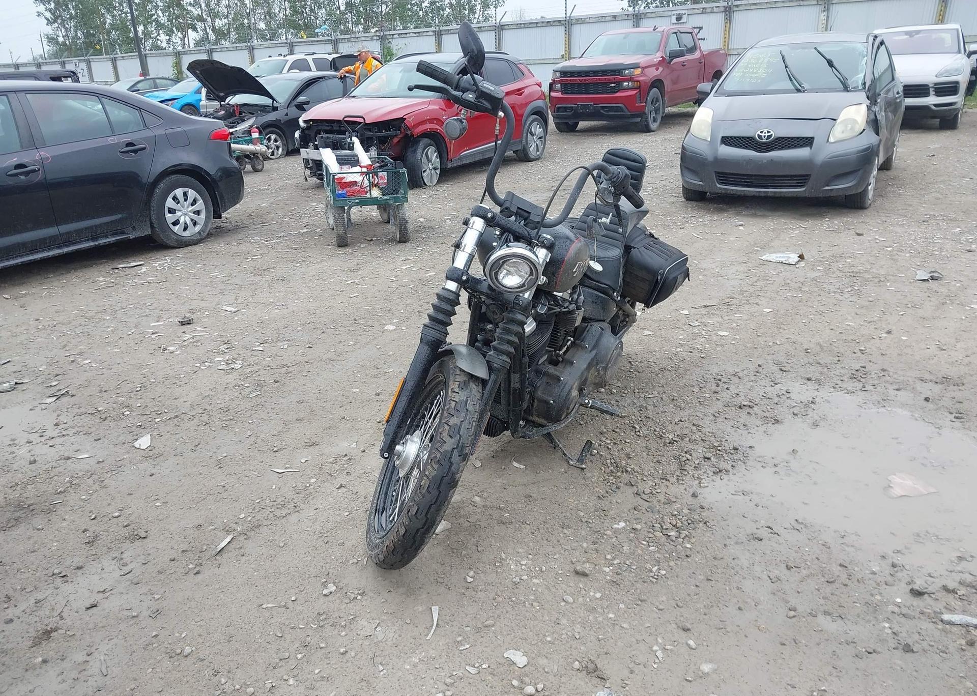 2018 HARLEY-DAVIDSON FXBB STREET BOB
