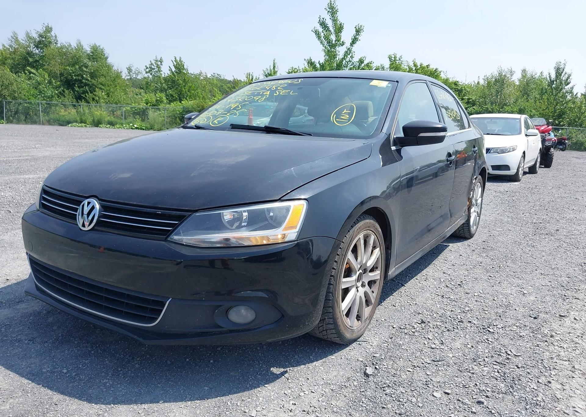 2013 VOLKSWAGEN JETTA SEL