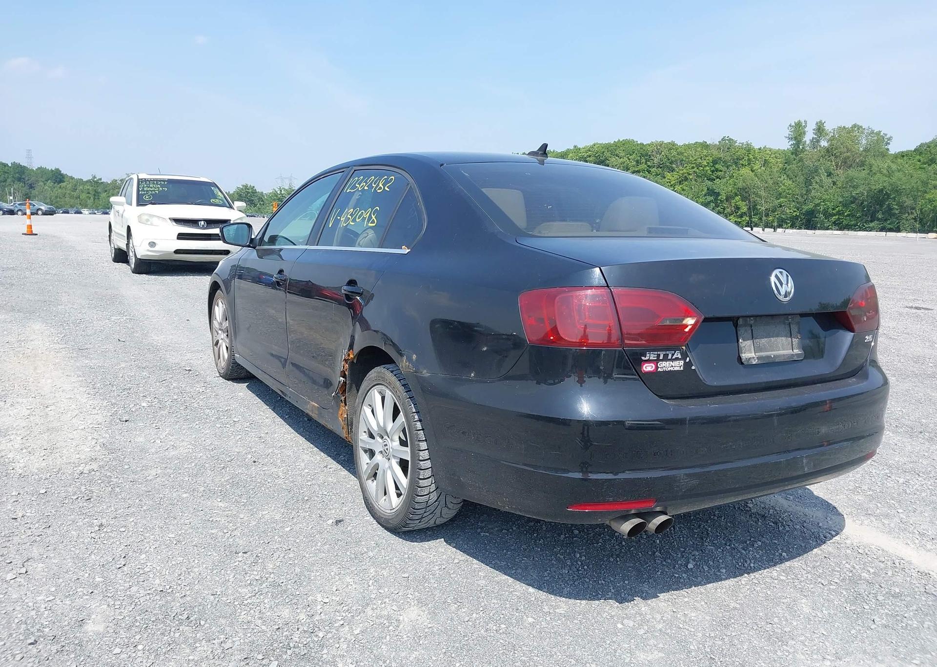 2013 VOLKSWAGEN JETTA SEL