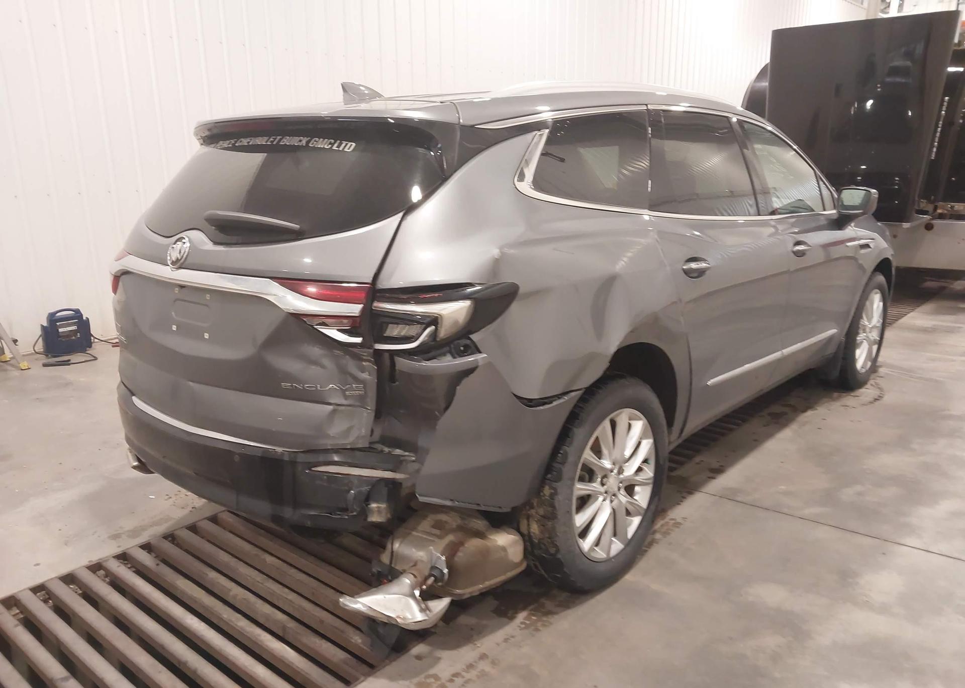 2018 BUICK ENCLAVE ESSENCE