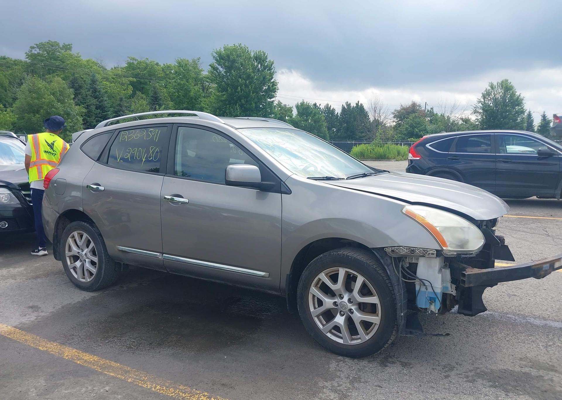 2012 NISSAN ROGUE SV