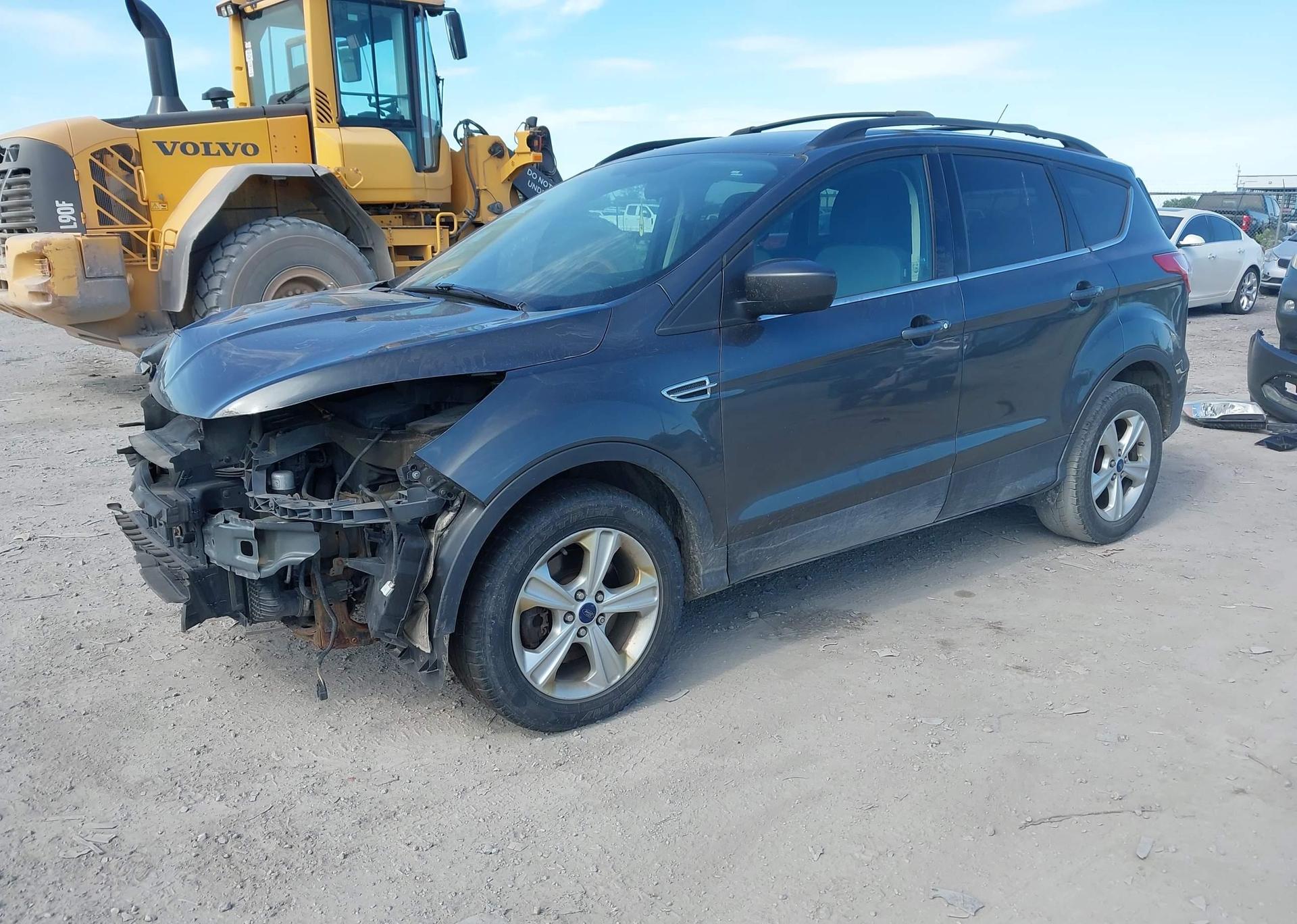 2016 FORD ESCAPE SE