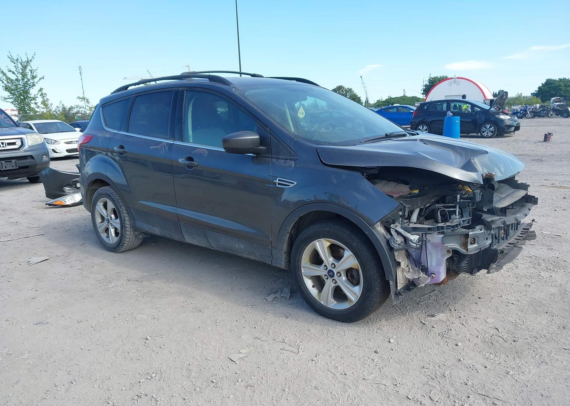 2016 FORD ESCAPE SE