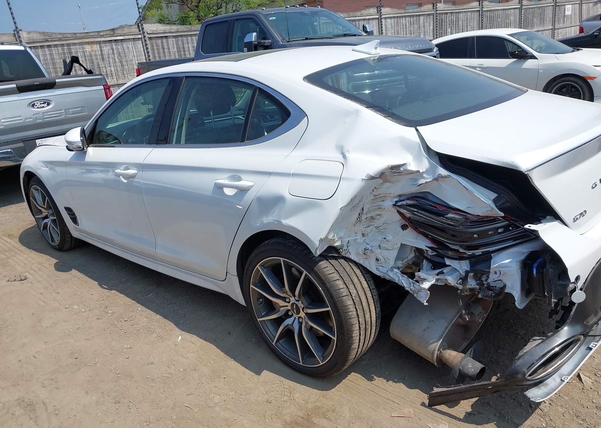 2025 GENESIS G70 2.5T ADVANCED AWD
