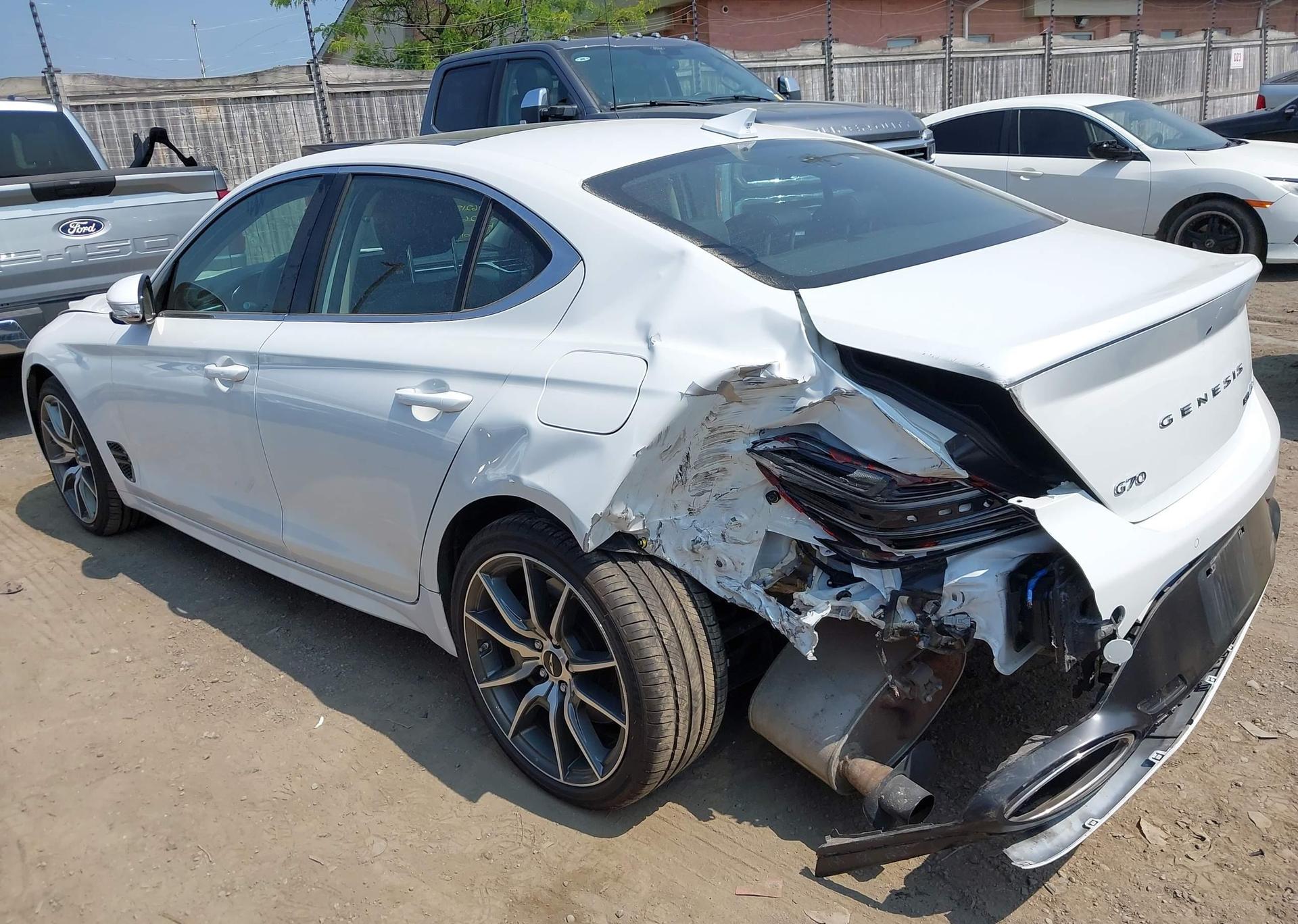 2025 GENESIS G70 2.5T ADVANCED AWD