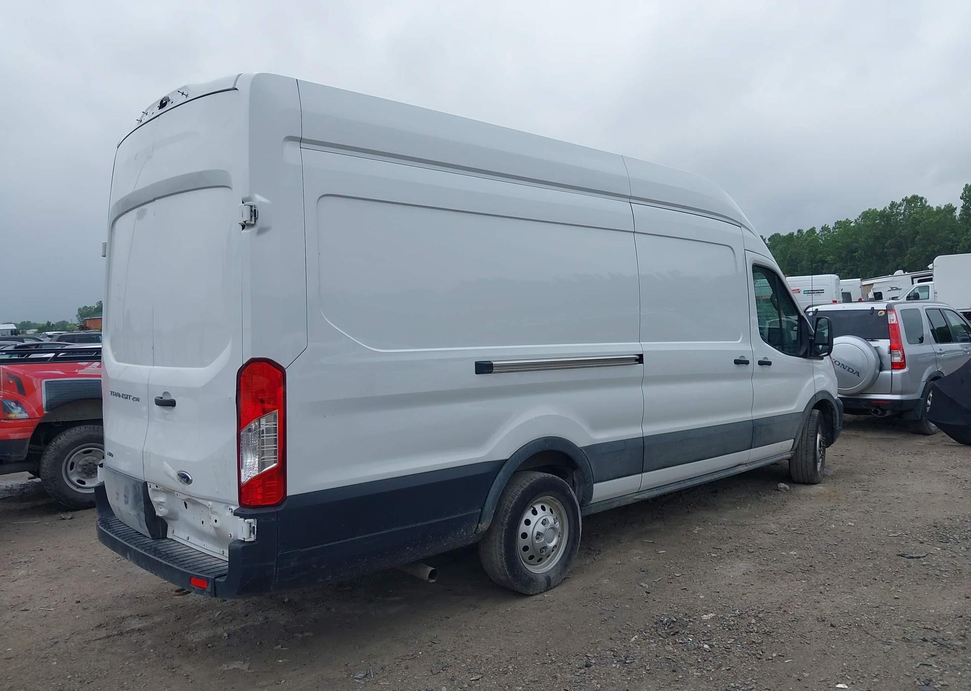 2023 FORD transit t-250