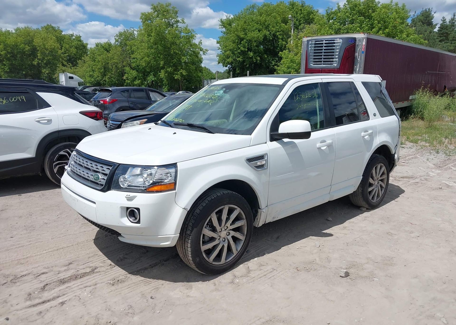 2015 LAND ROVER LR2