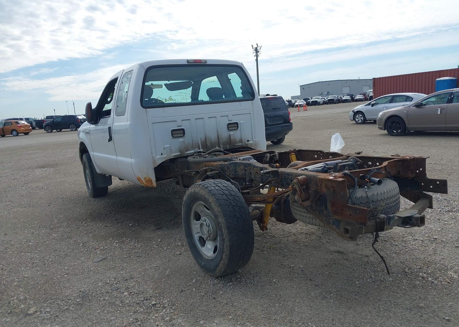 2006 FORD F-350 LARIAT