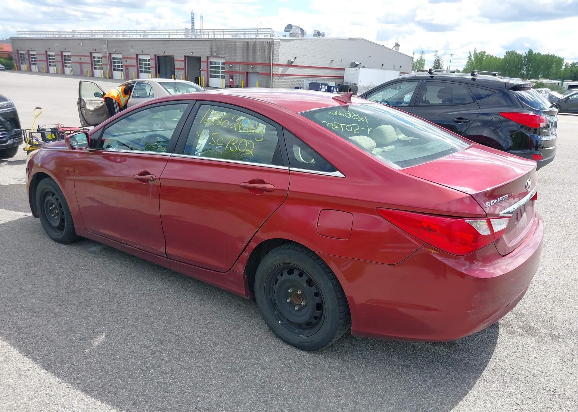 2013 HYUNDAI SONATA GLS