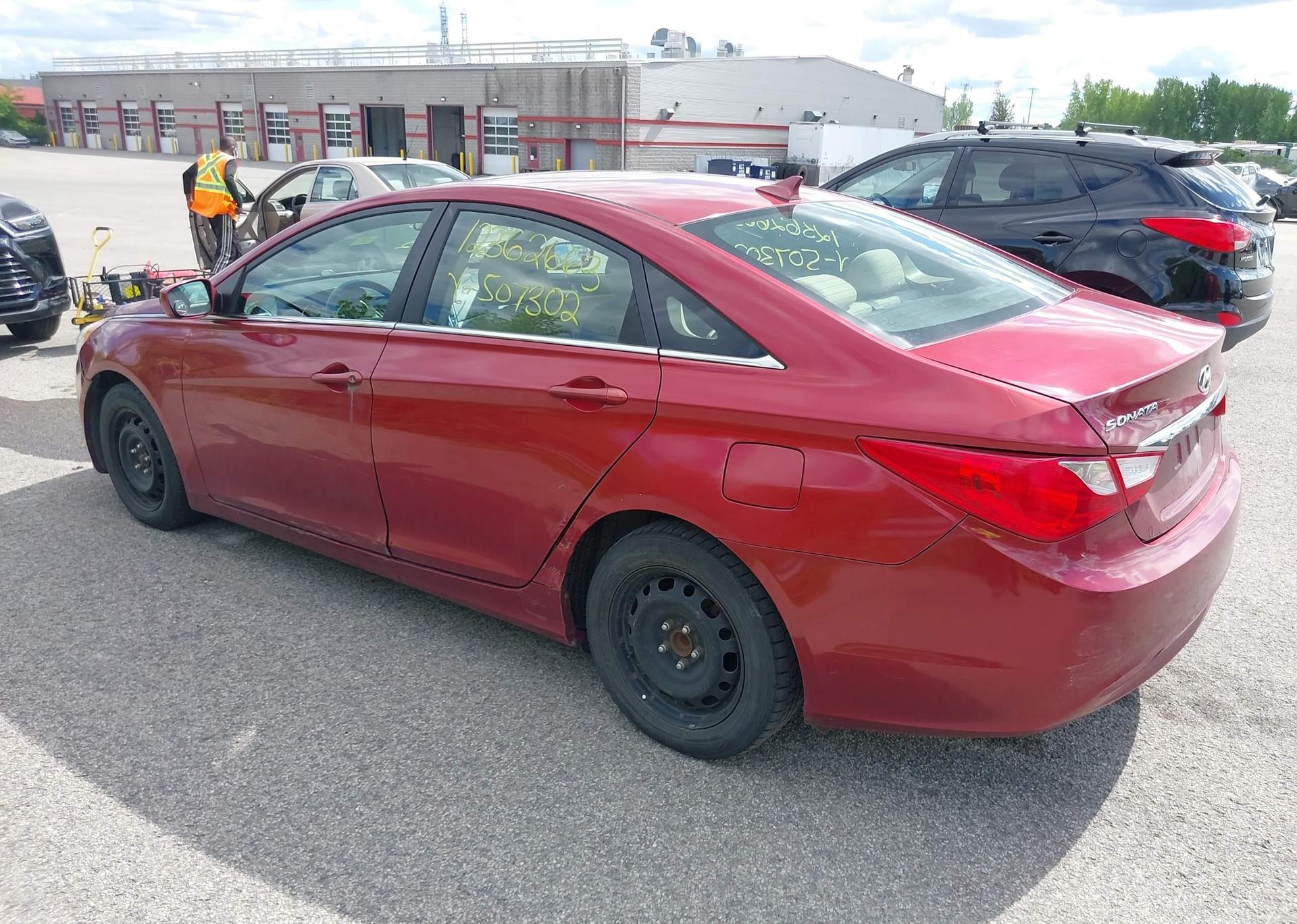 2013 HYUNDAI SONATA GLS