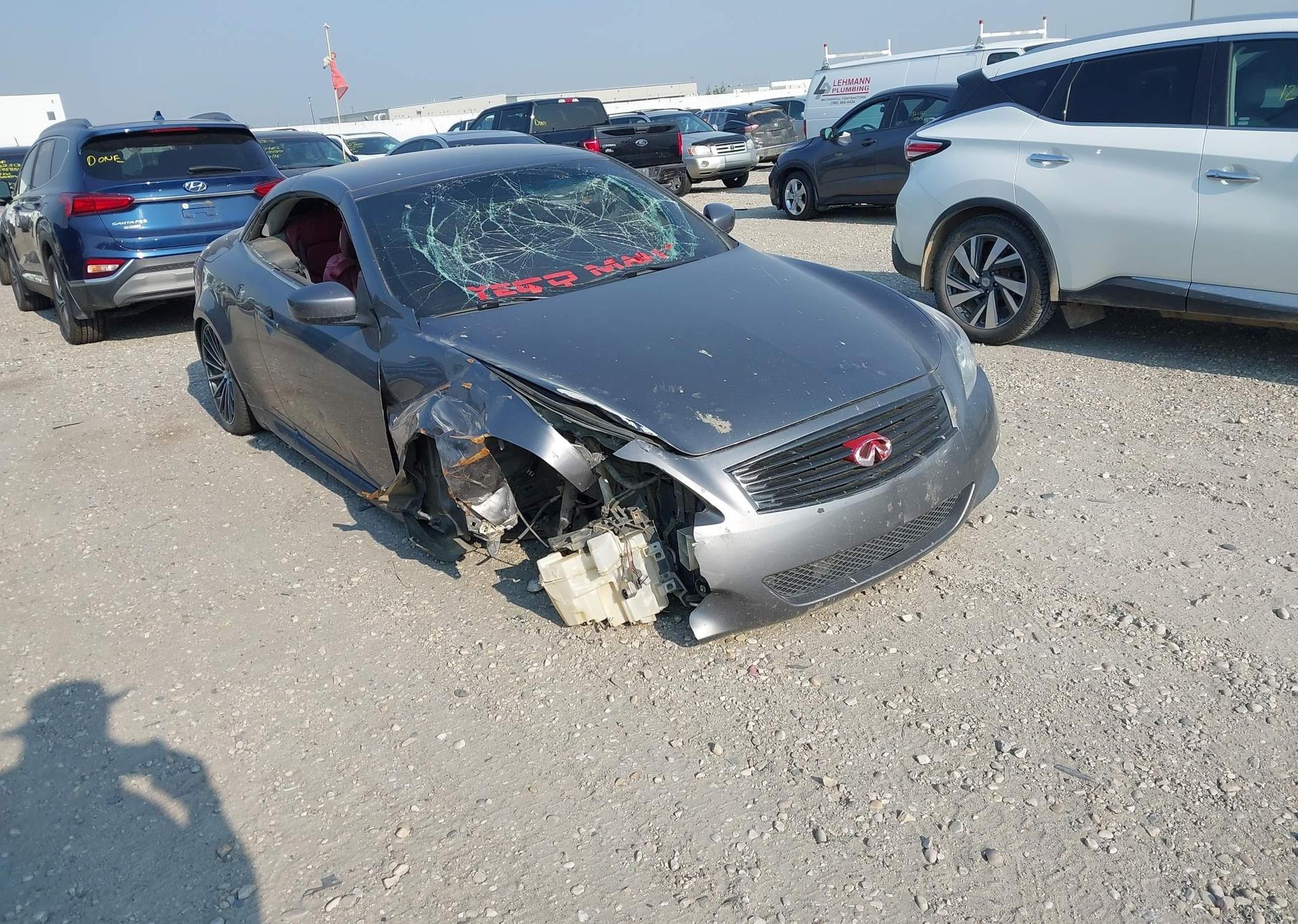 2015 INFINITI Q60 PREMIER EDITION