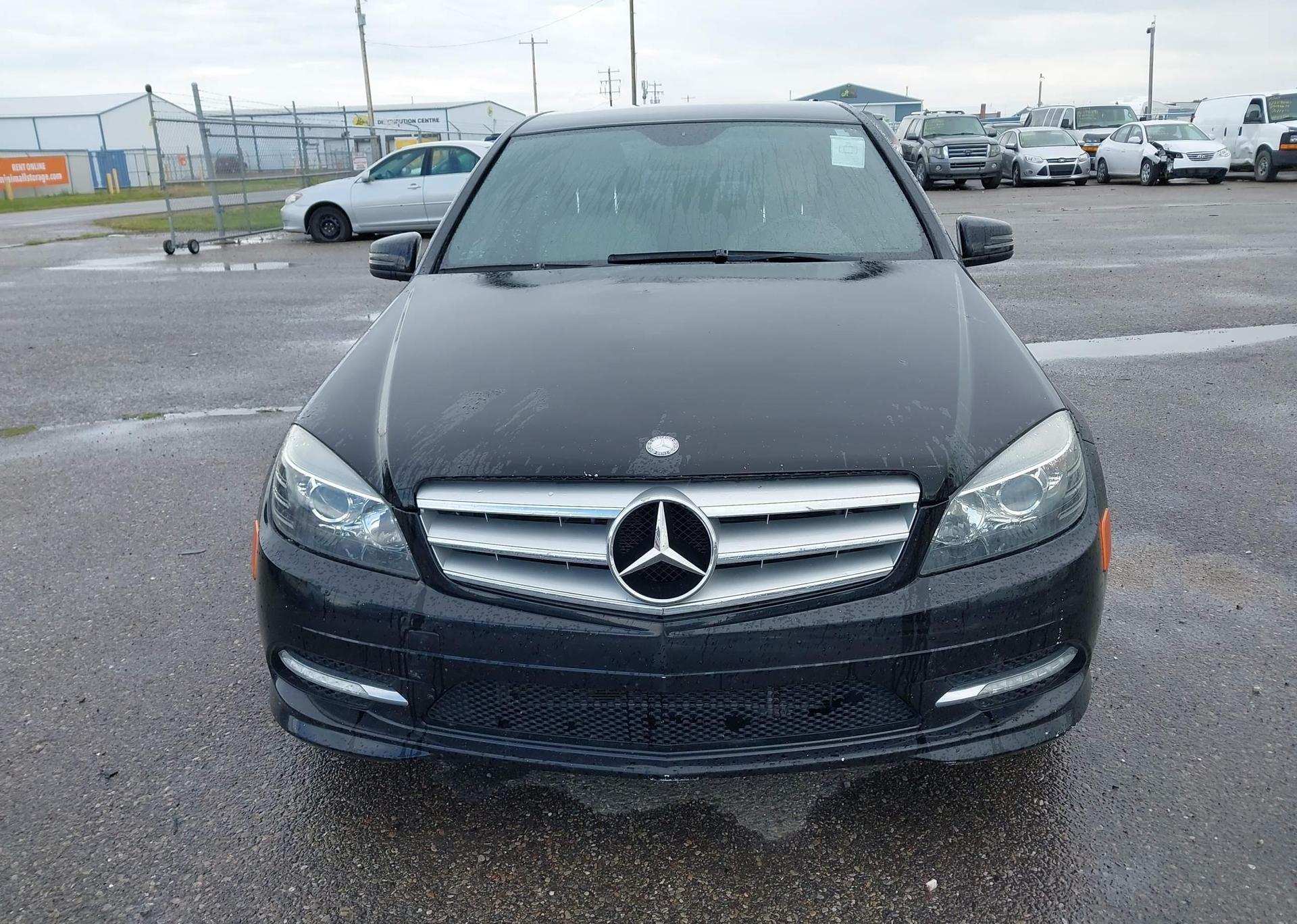2011 MERCEDES-BENZ C 250