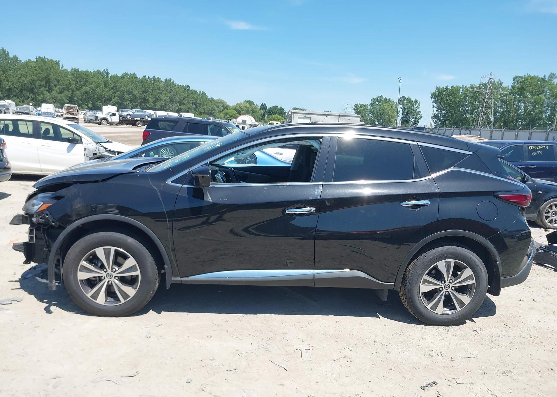 2021 NISSAN MURANO SV