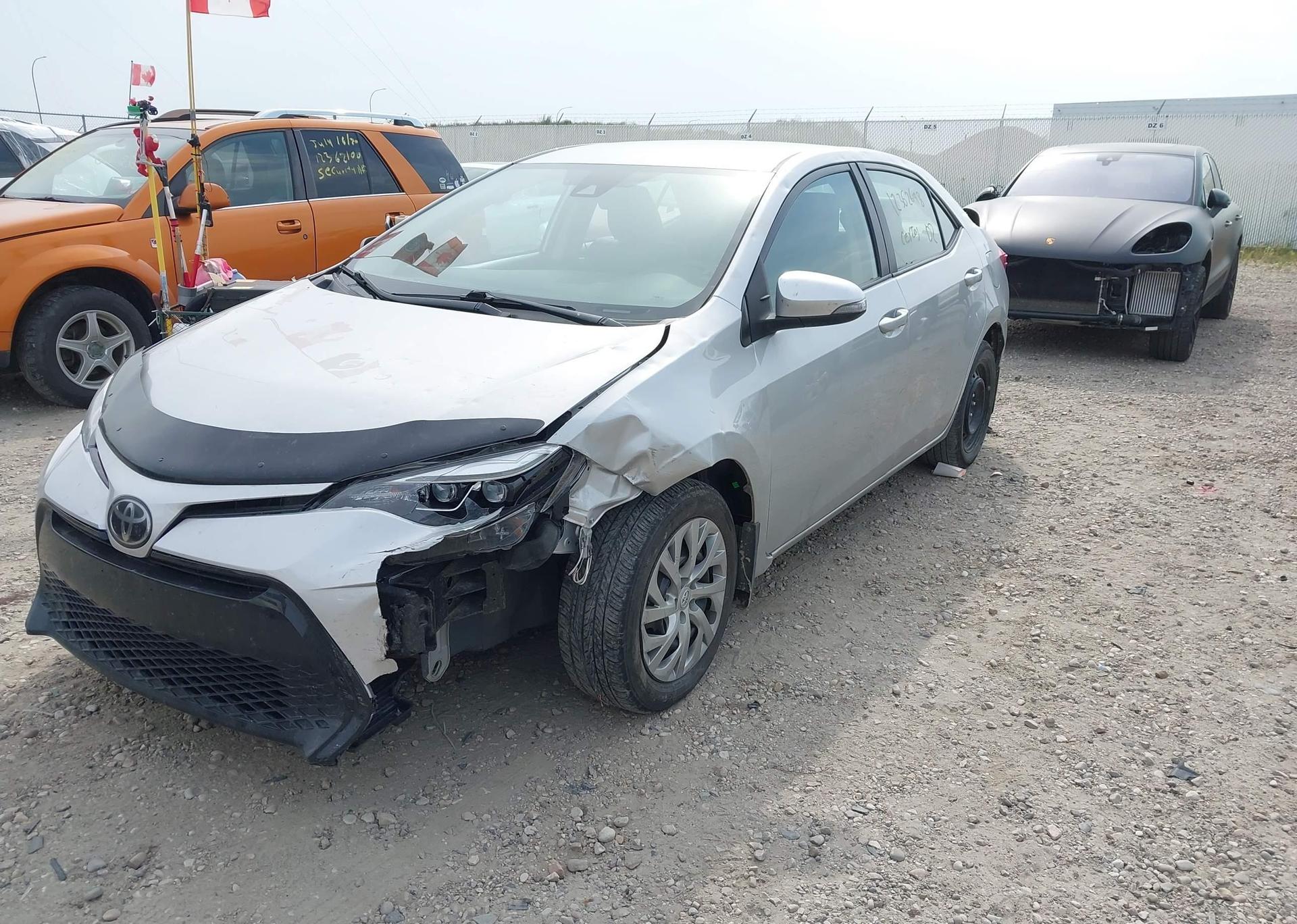 2019 TOYOTA COROLLA SE