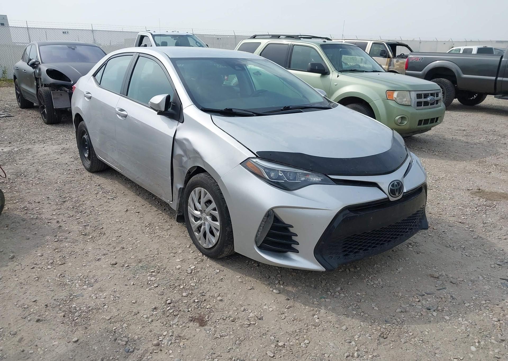 2019 TOYOTA COROLLA SE