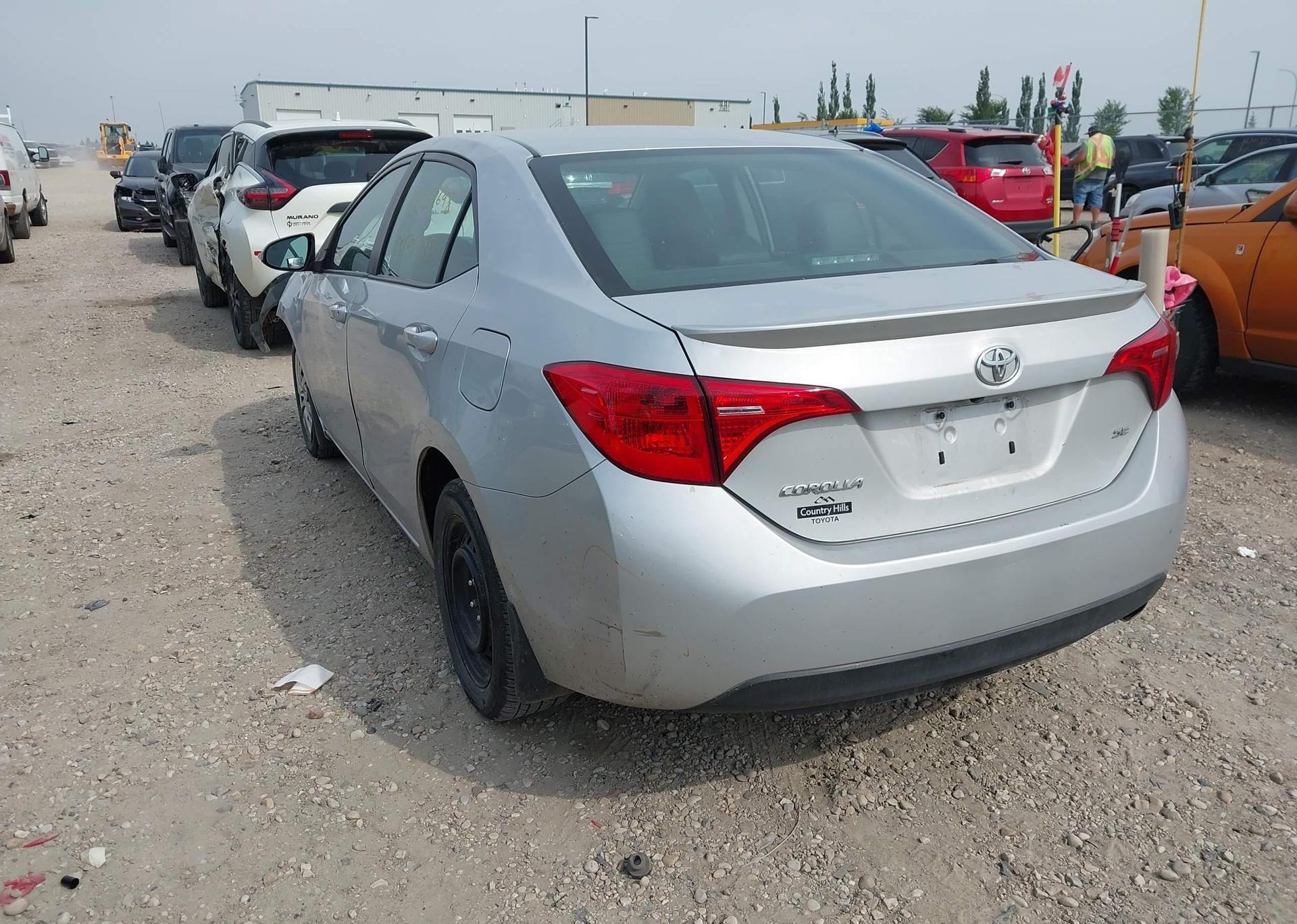 2019 TOYOTA COROLLA SE